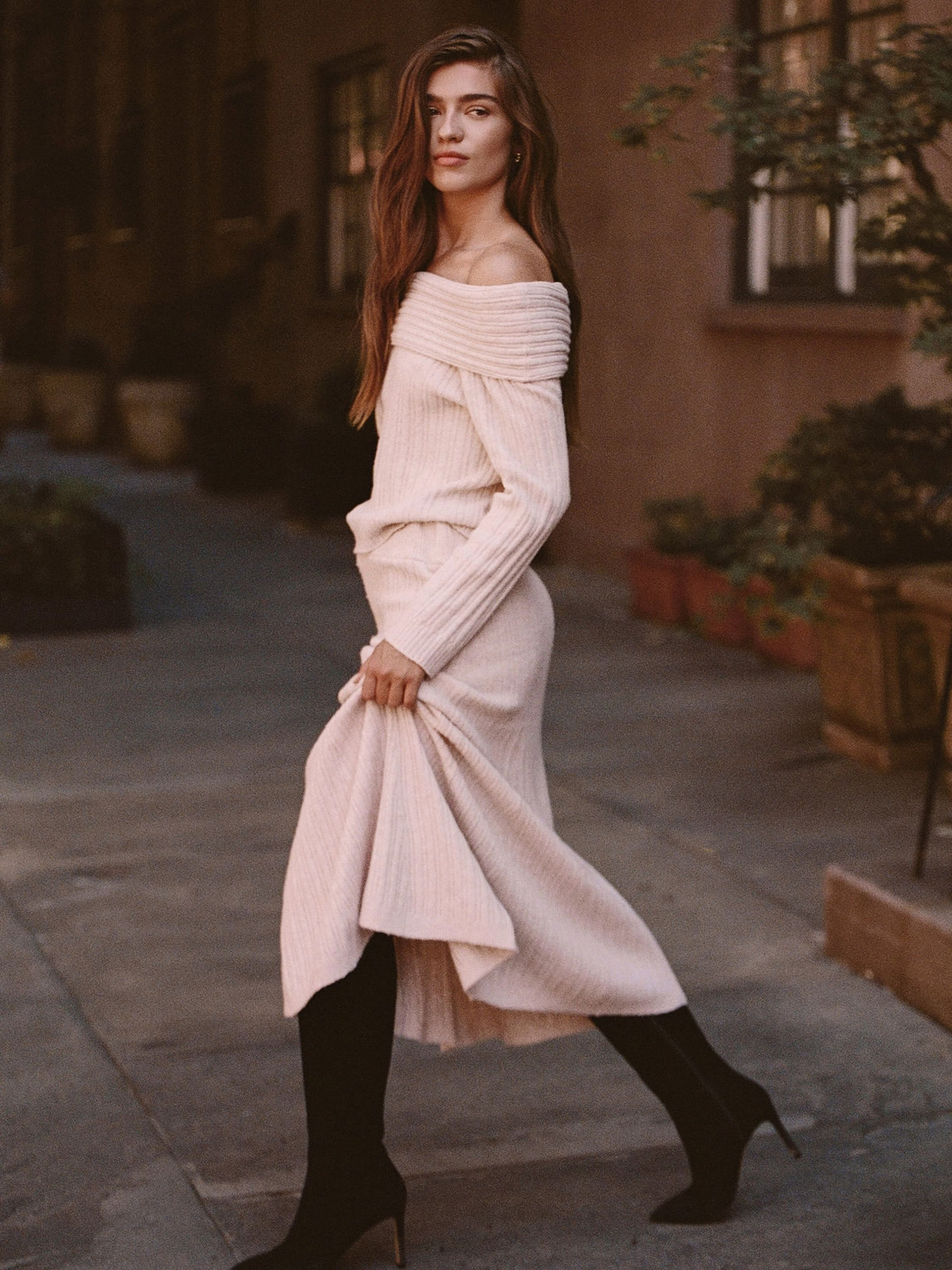 LUCIEN KNIT PULL ON MAXI SKIRT View 1 LUCIEN KNIT PULL ON MAXI SKIRT View 1