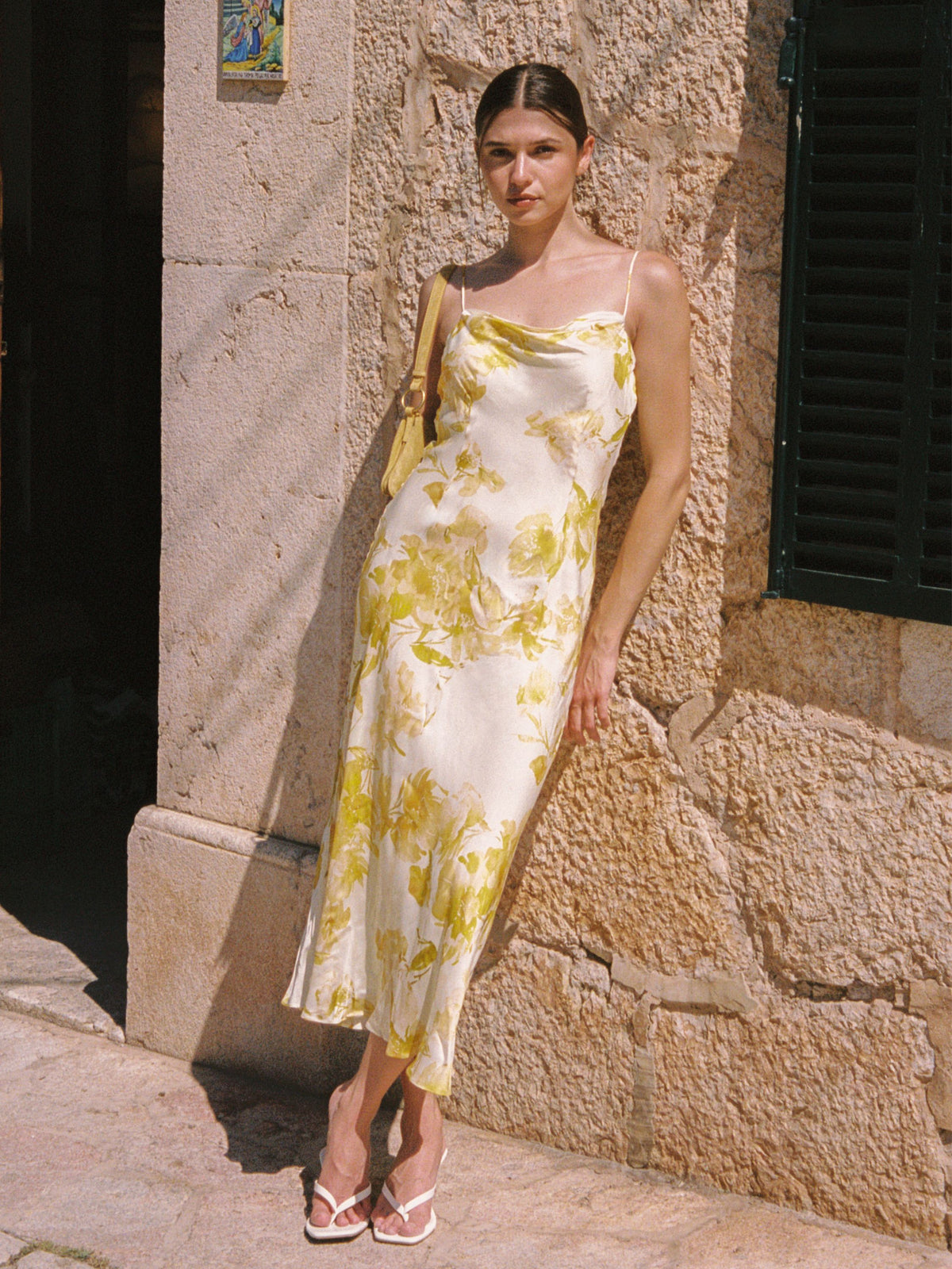 french connection gold dress Gold sequined party dress French Connection taegclothing