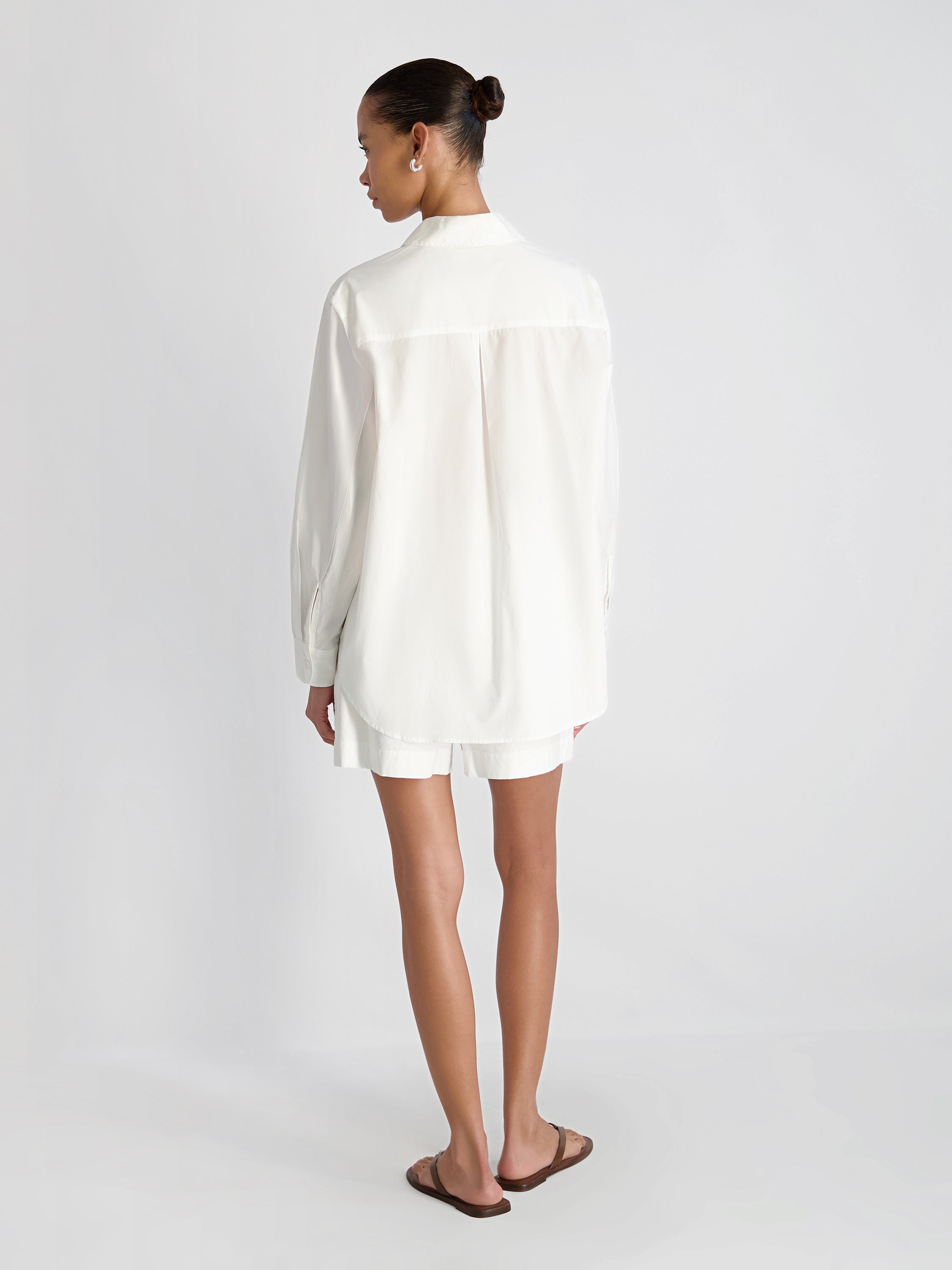 RHODES POPLIN BUTTON DOWN SHIRT View 2 | Vacation Edit RHODES POPLIN BUTTON DOWN SHIRT View 2 | Vacation Edit