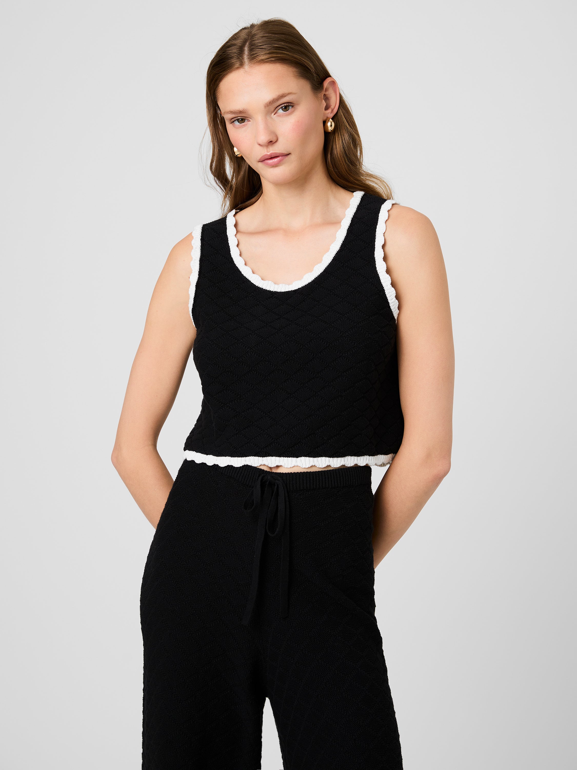 TEDDY DIAMOND KNIT CONTRAST CAMI View 1 | Vacation Edit TEDDY DIAMOND KNIT CONTRAST CAMI View 1 | Vacation Edit