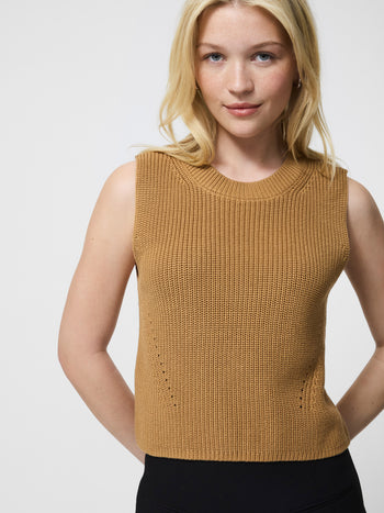 Mozart Crewneck Sleeveless Vest