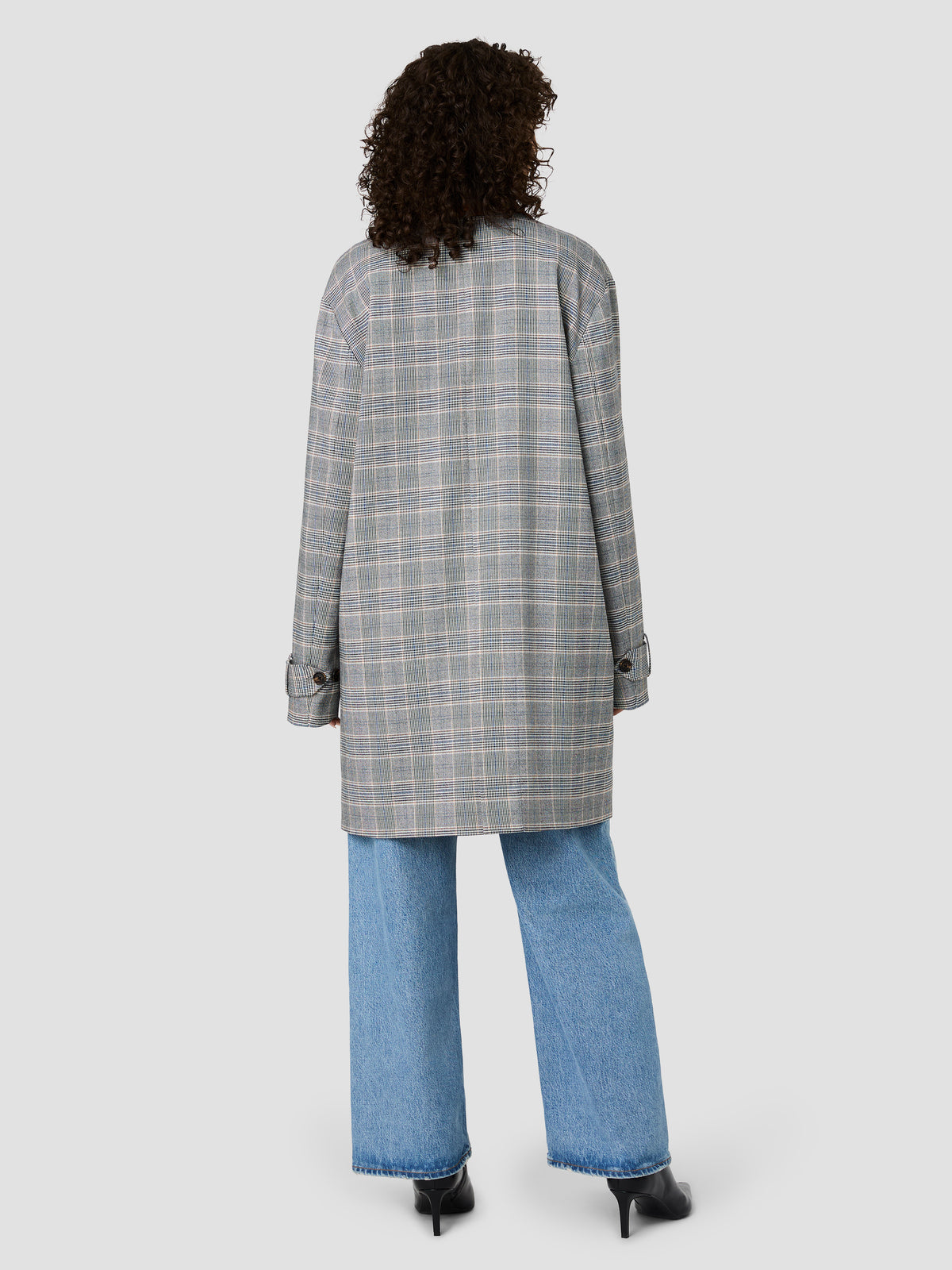MATTEO PLAID SUEDE COLLAR COAT VIEW 4 | The Essentials Edit MATTEO PLAID SUEDE COLLAR COAT VIEW 4 | The Essentials Edit