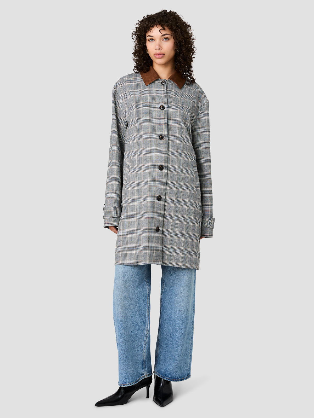 MATTEO PLAID SUEDE COLLAR COAT VIEW 5 | The Essentials Edit MATTEO PLAID SUEDE COLLAR COAT VIEW 5 | The Essentials Edit