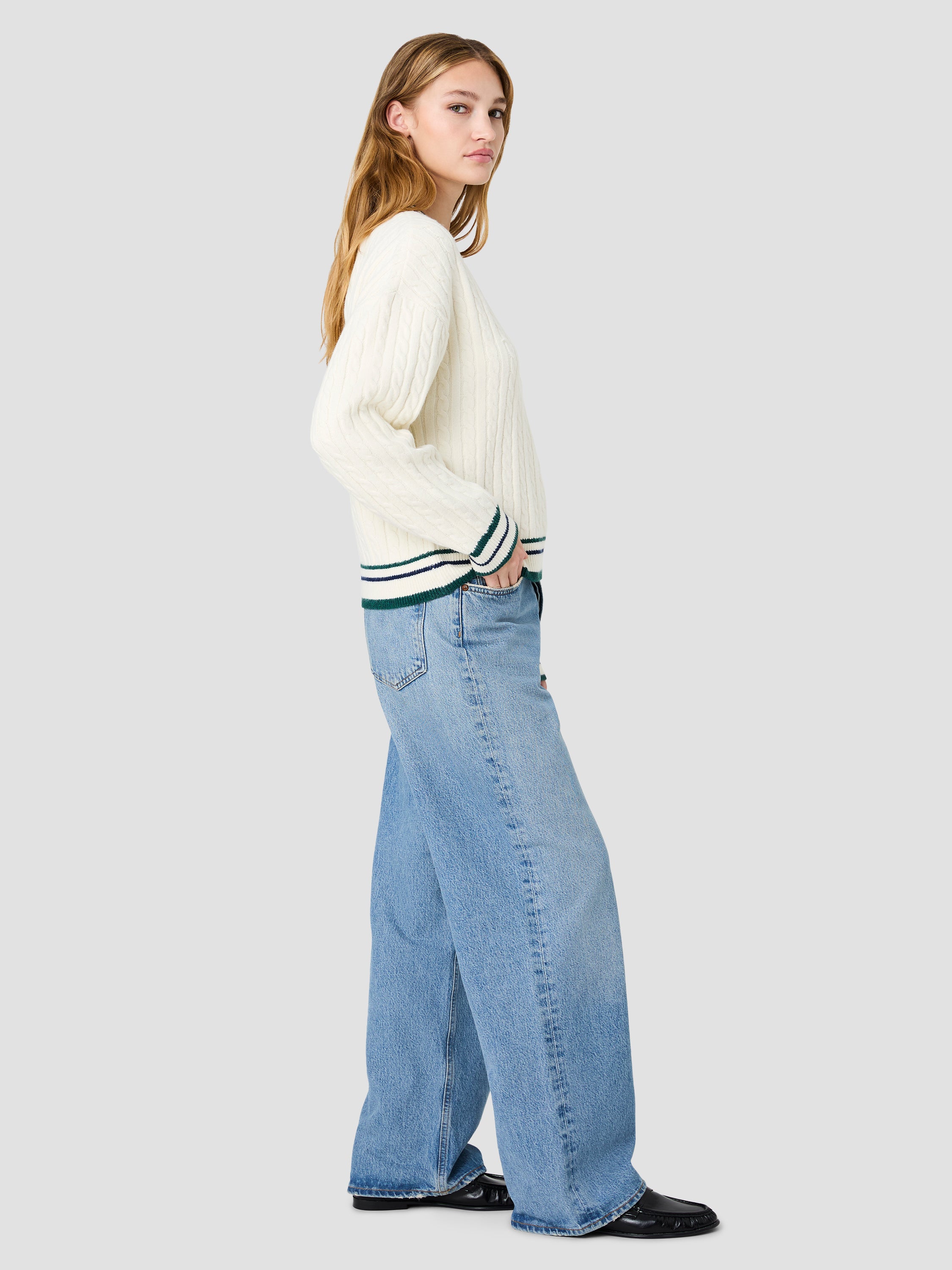 ALEYNA KNIT V-NECK CABLE PULLOVER SWEATER VIEW 5 ALEYNA KNIT V-NECK CABLE PULLOVER SWEATER VIEW 5