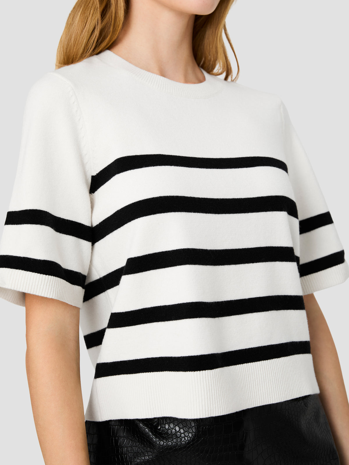 SLOANE KNIT SHORT SLEEVE STRIPE TOP VIEW 3 | New Arrivals SLOANE KNIT SHORT SLEEVE STRIPE TOP VIEW 3 | New Arrivals