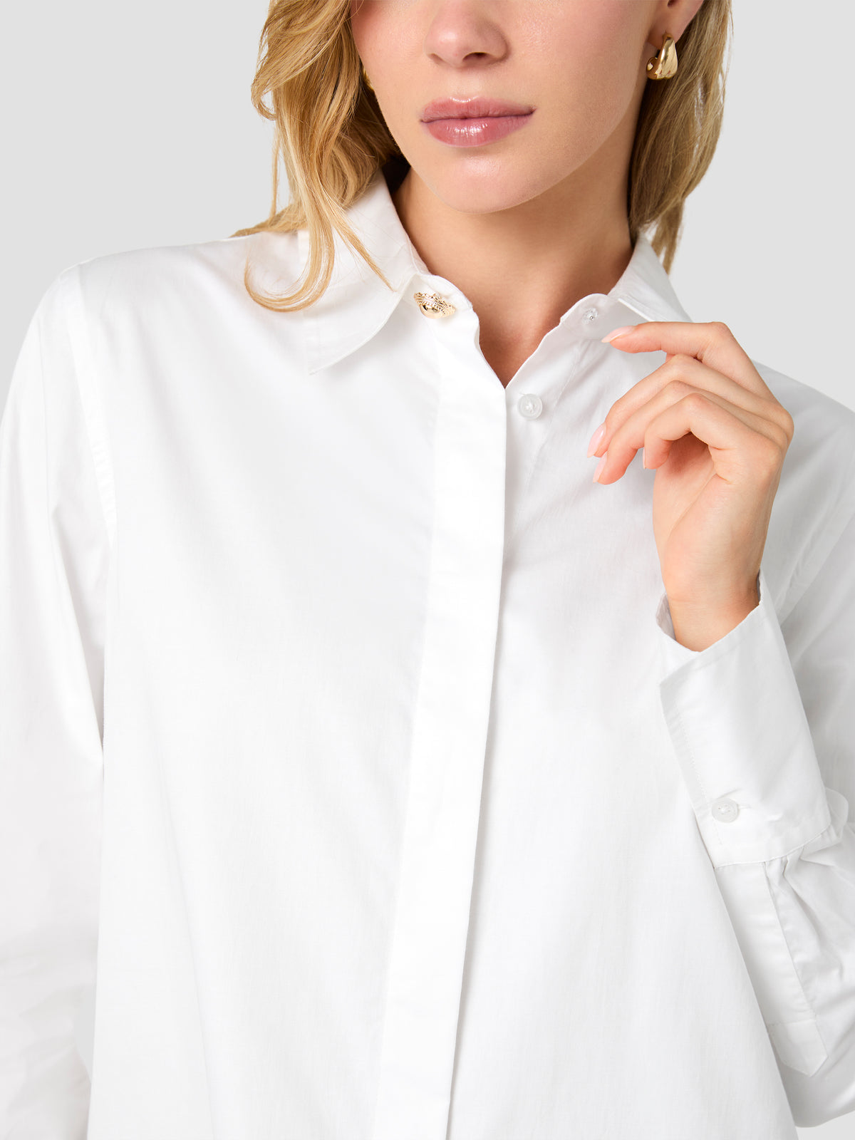 ALEXIS POPLIN BUTTON DOWN SHIRT WITH NOVELTY BUTTON VIEW 3 ALEXIS POPLIN BUTTON DOWN SHIRT WITH NOVELTY BUTTON VIEW 3