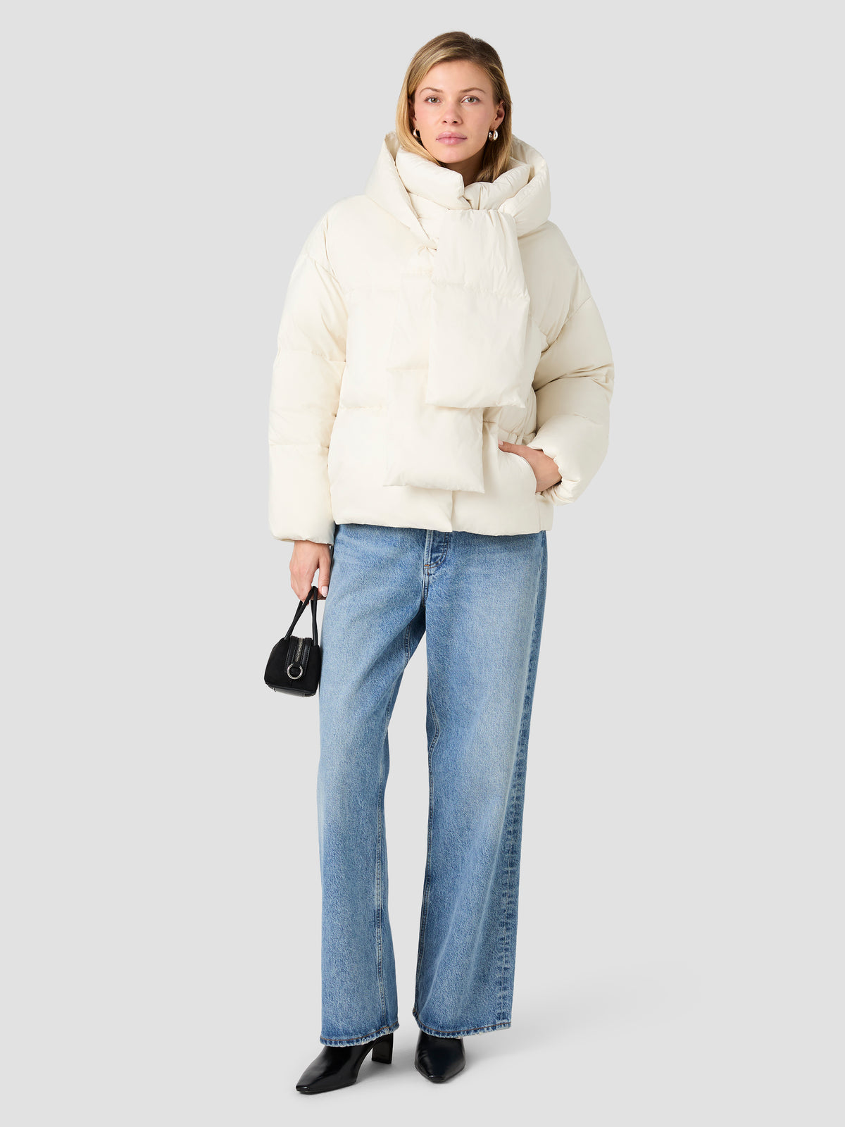 BILLY SCARF PUFFER View 2 | Products BILLY SCARF PUFFER View 2 | Products