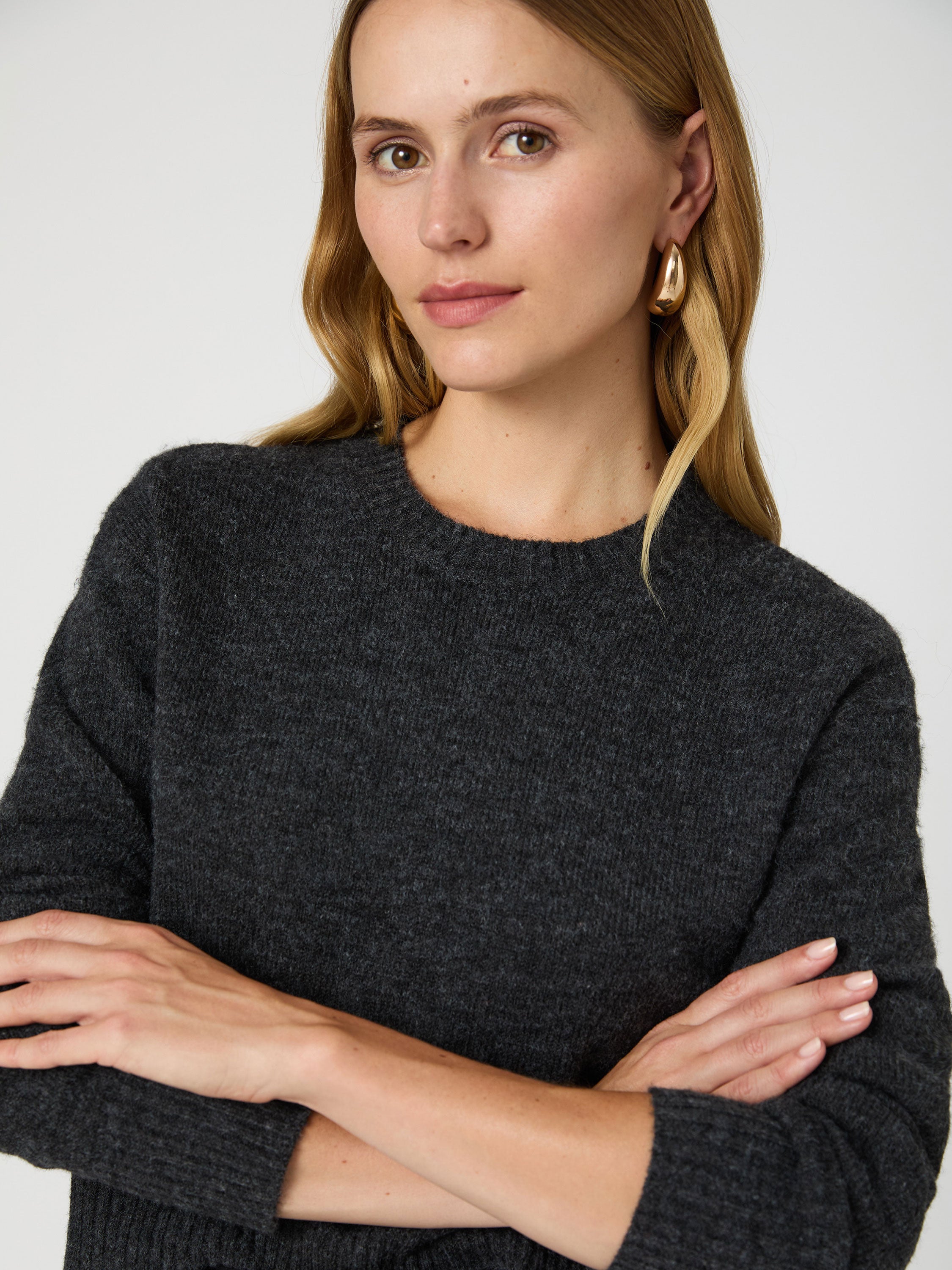 Kesia Crew Neck Cropped Sweater Dark Charcoal Melange