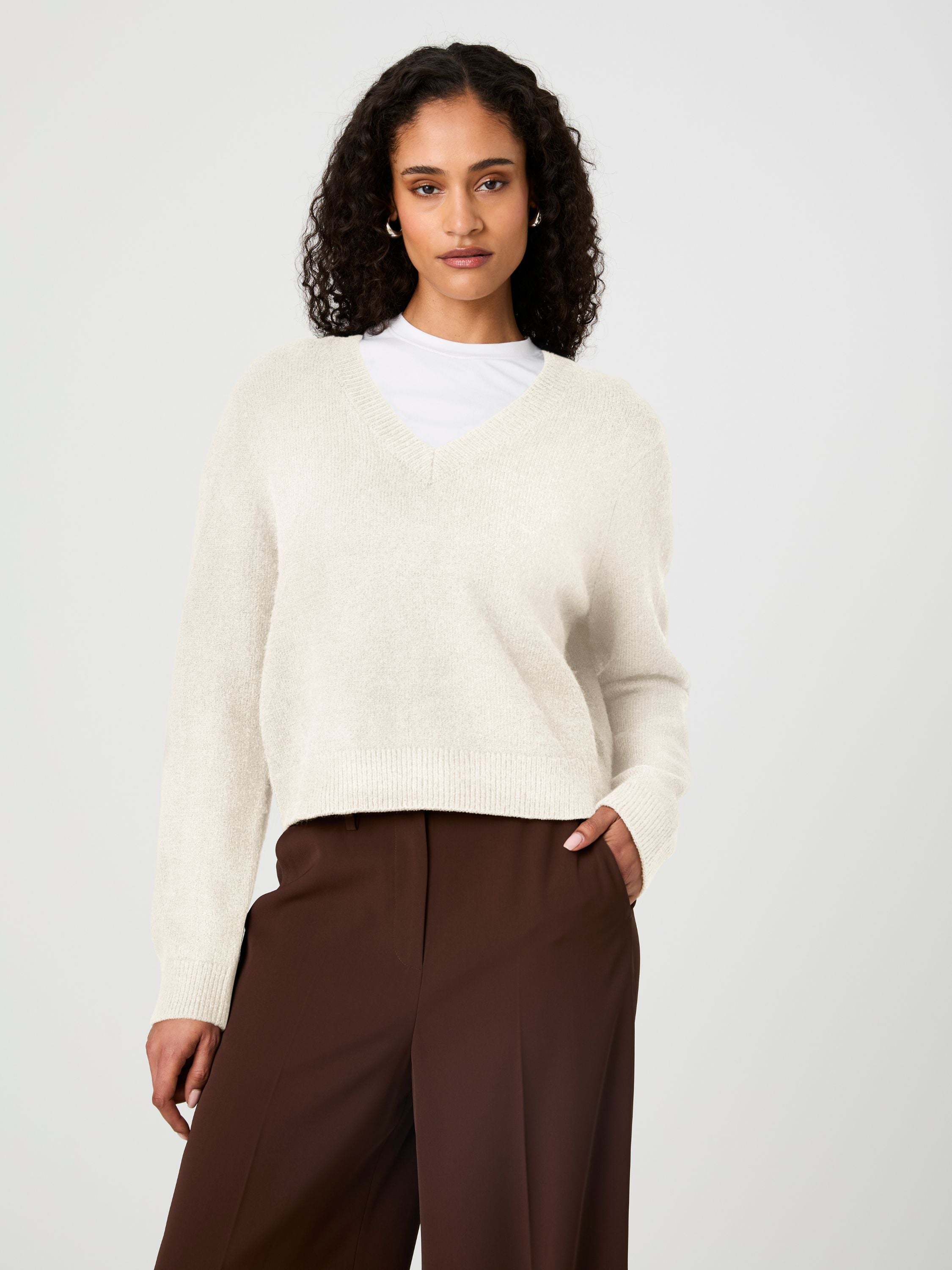 SUZIE KNIT V-NECK PULLOVER SWEATER View 2 | Products