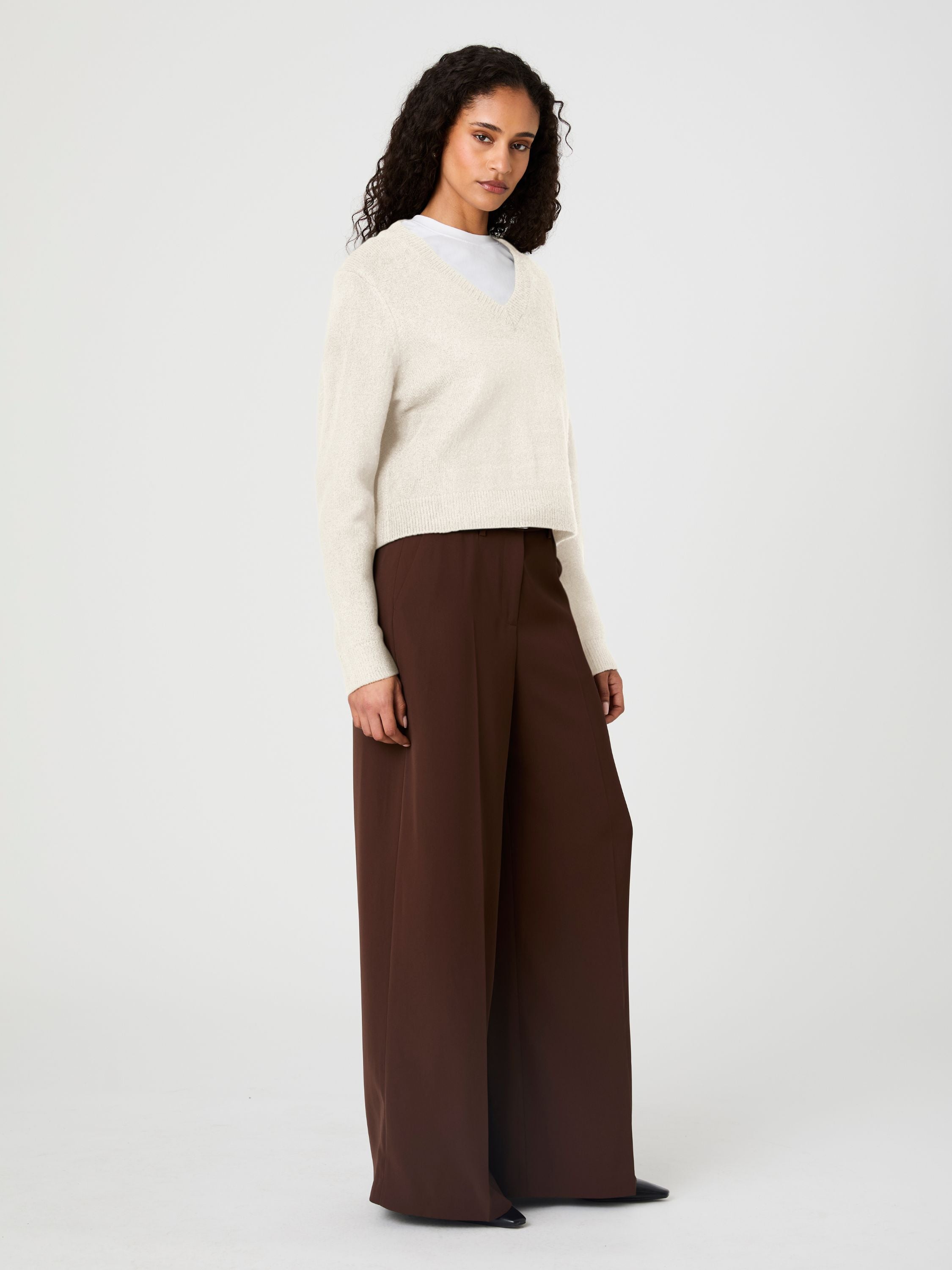 SUZIE KNIT V-NECK PULLOVER SWEATER VIEW 4