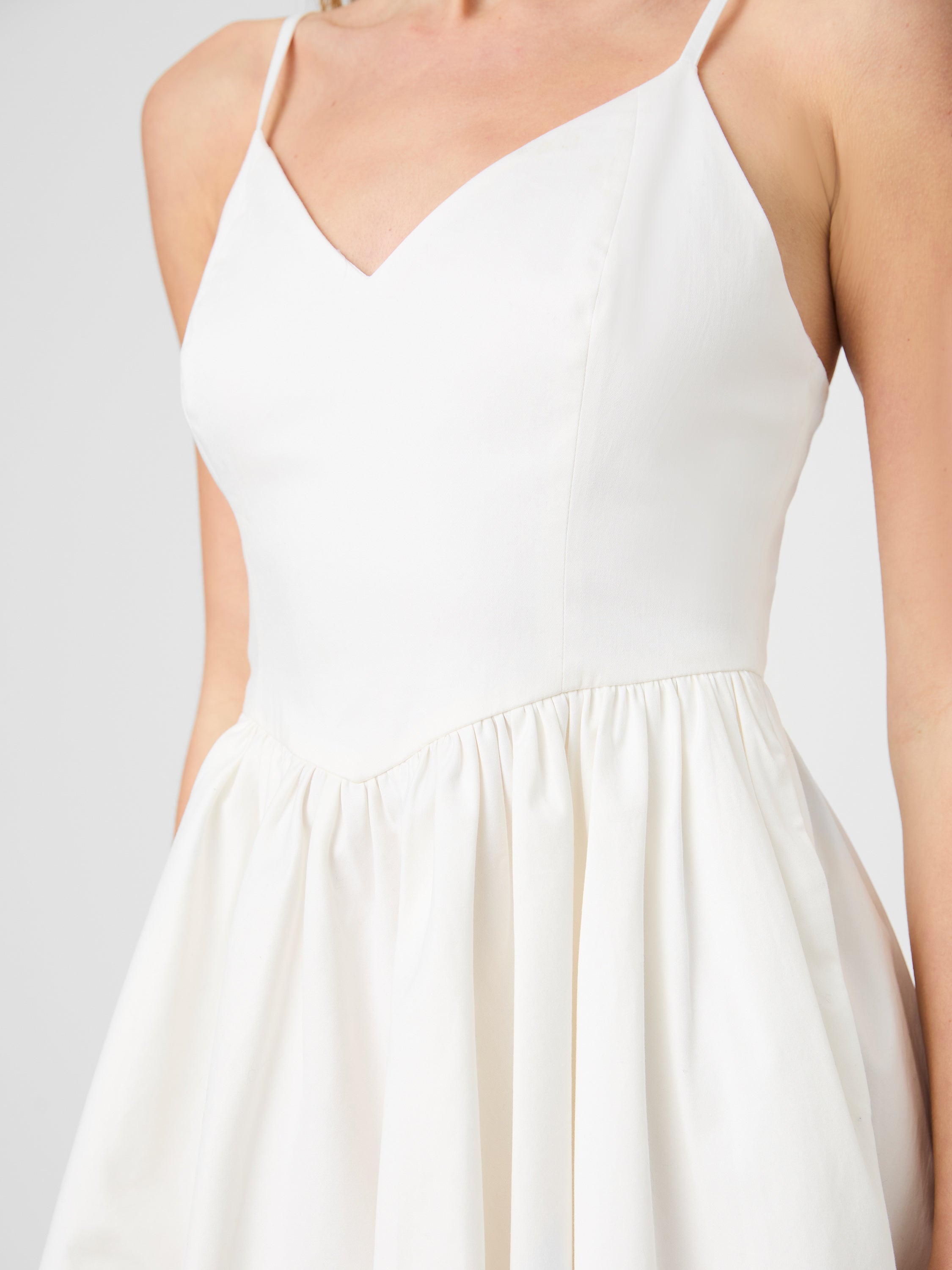 Lilah Stretch Ballerina Dress in Summer White Lilah Stretch Ballerina Dress in Summer White