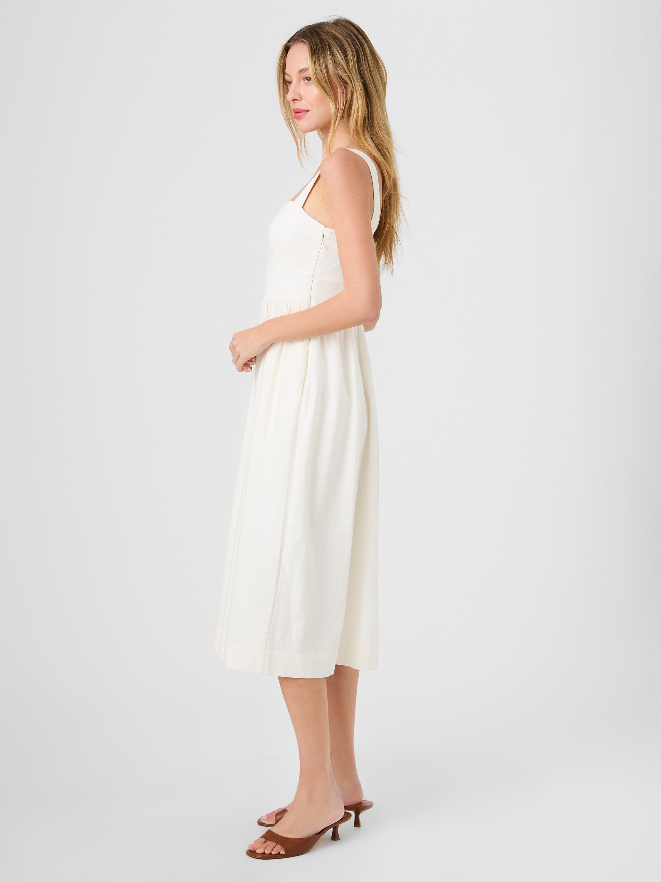 ASPEN LINEN MIDI DRESS VIEW 3 | Vacation Edit