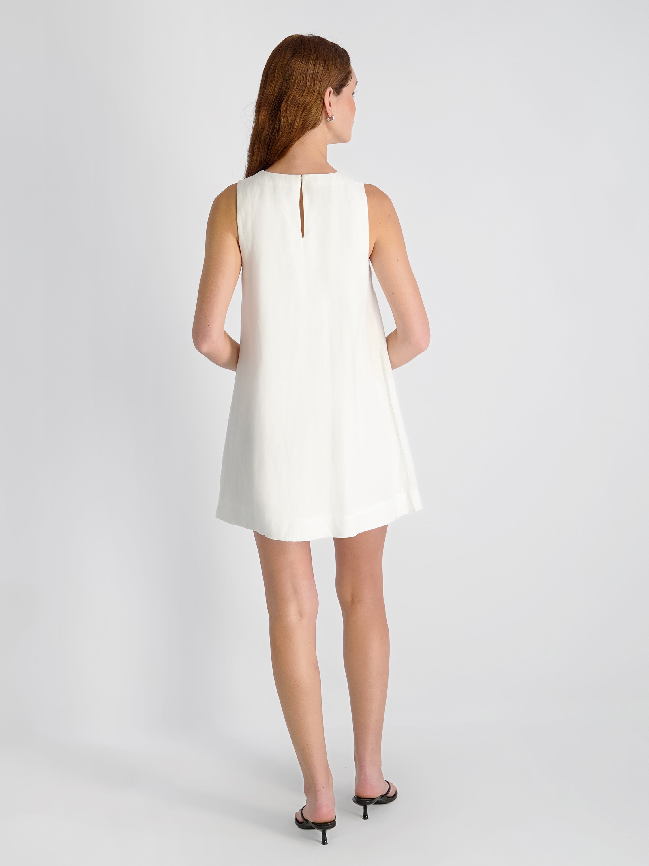 COOPER LINEN SLEEVELESS MINI DRESS VIEW 4 | Vacation Edit