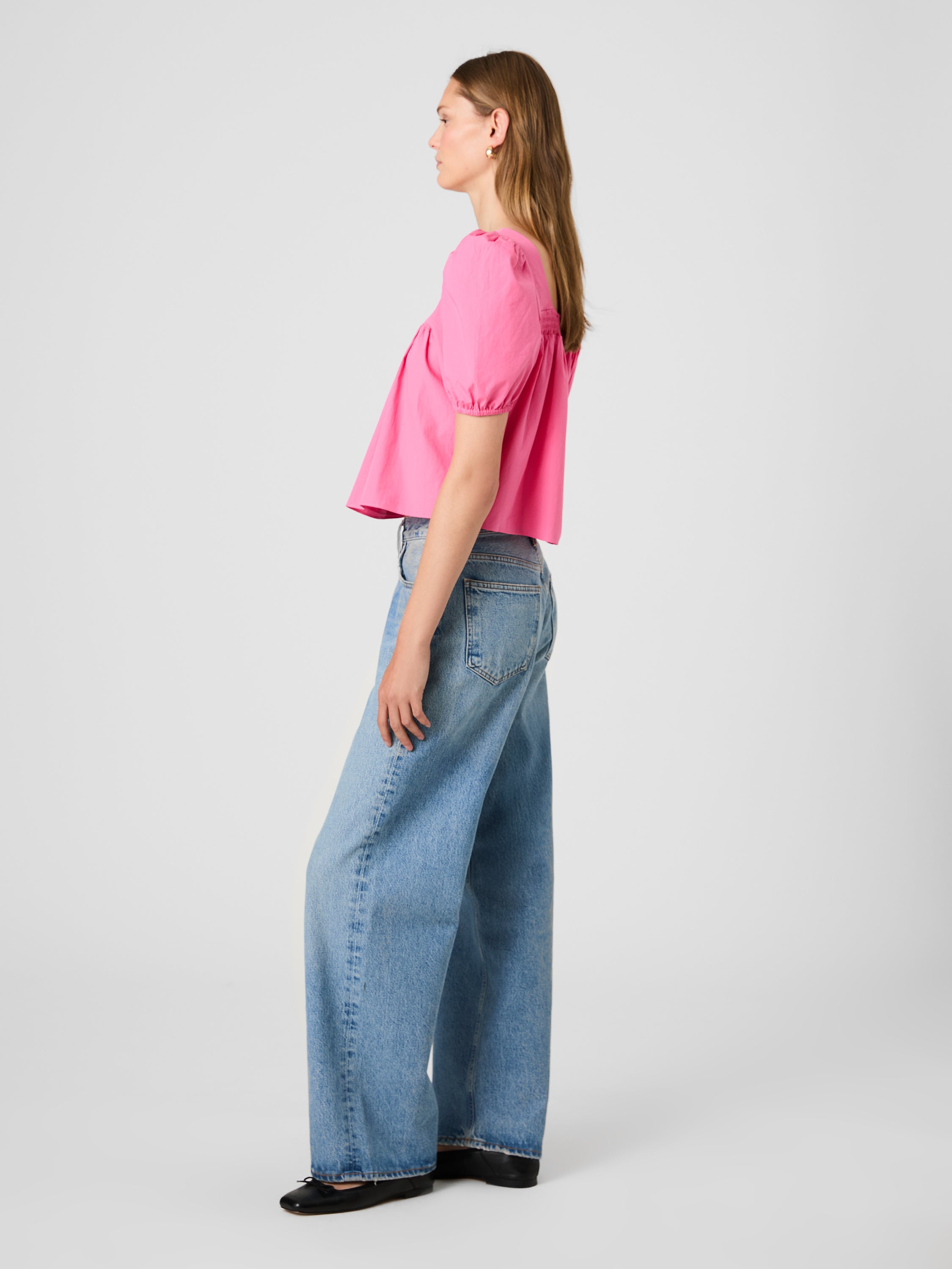 CAMBRIA COTTON PUFF SLEEVE TOP VIEW 5 | Vacation Edit