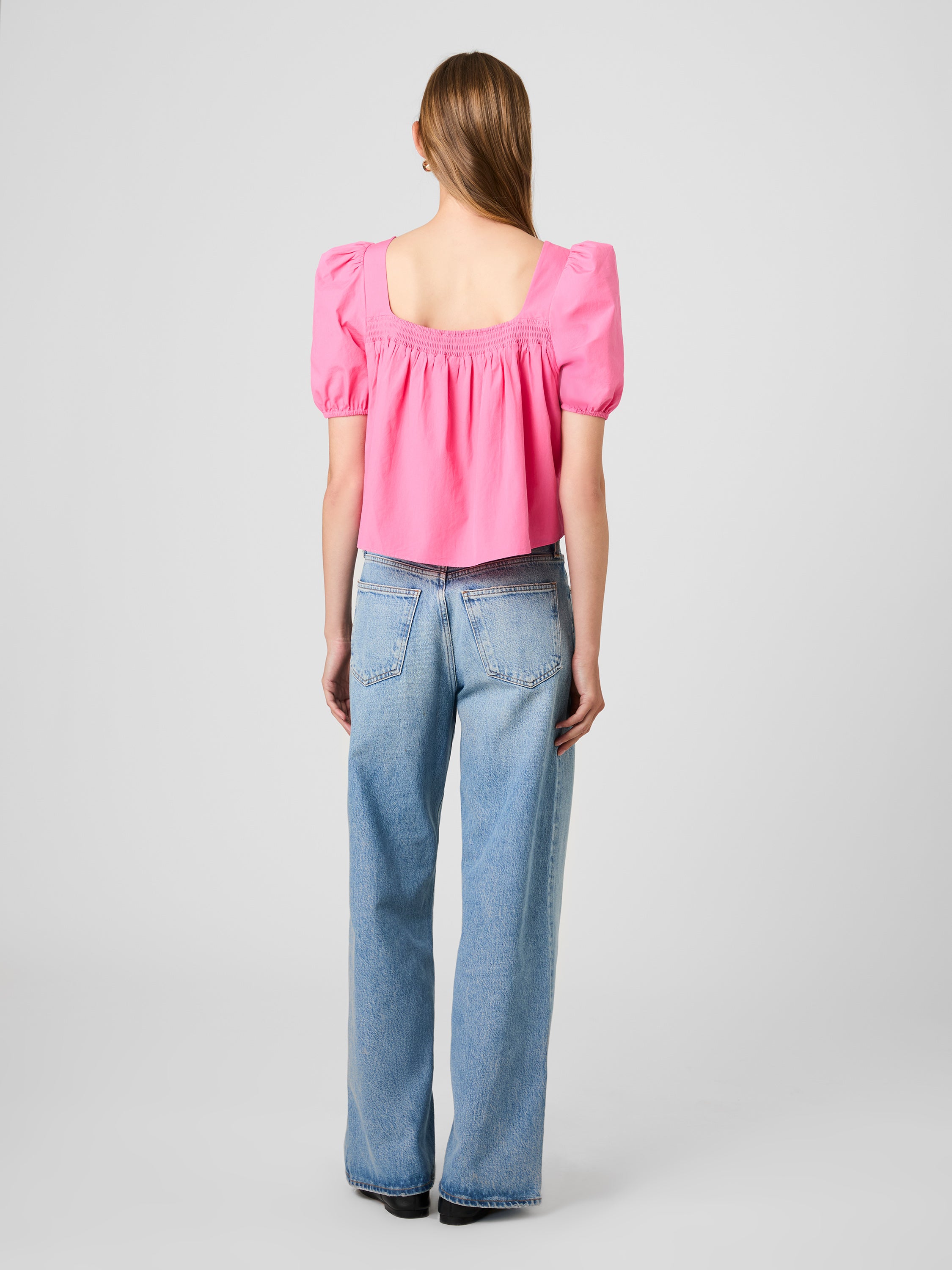 CAMBRIA COTTON PUFF SLEEVE TOP VIEW 4 | Vacation Edit