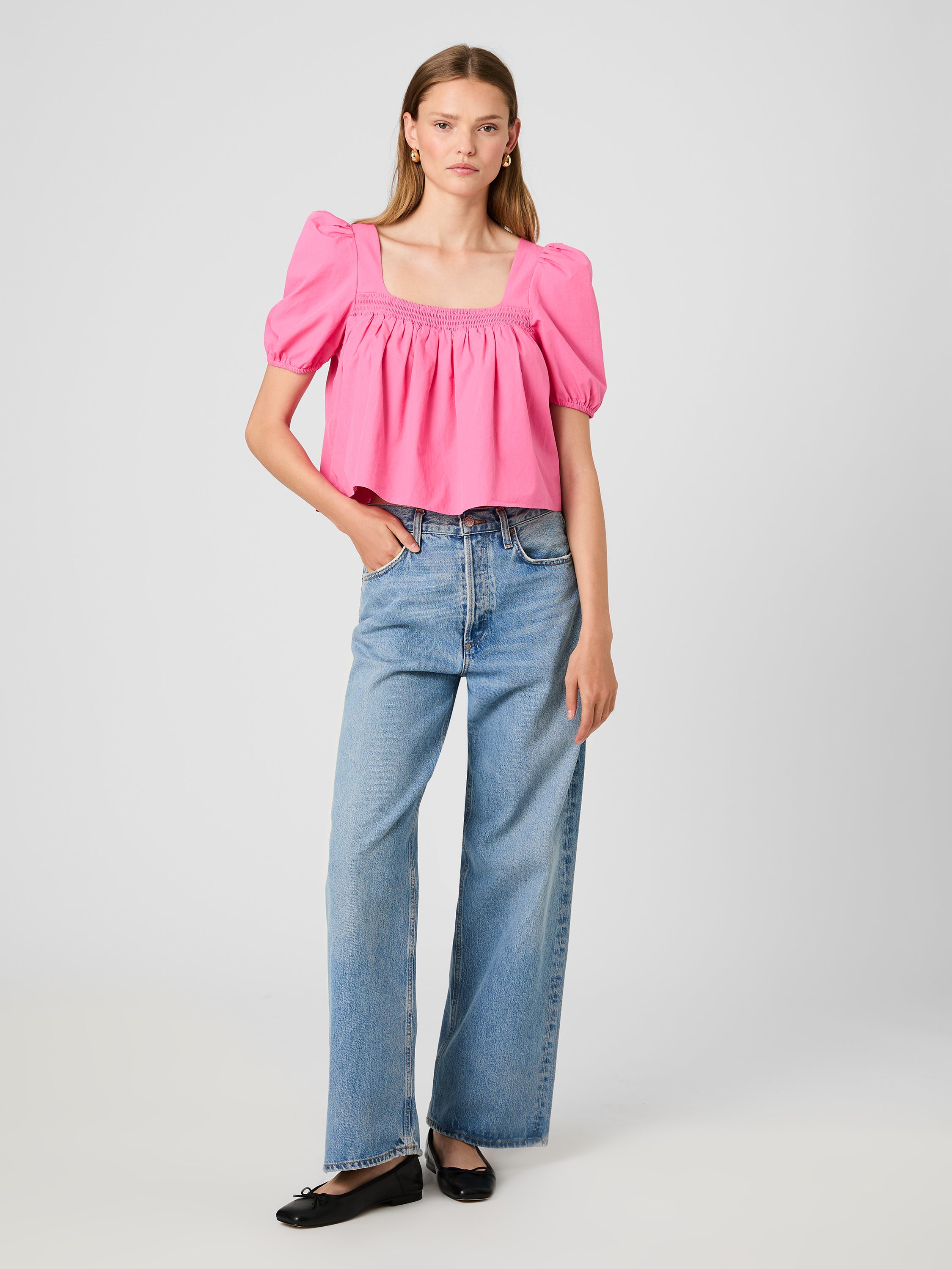 CAMBRIA COTTON PUFF SLEEVE TOP VIEW 6 | Vacation Edit