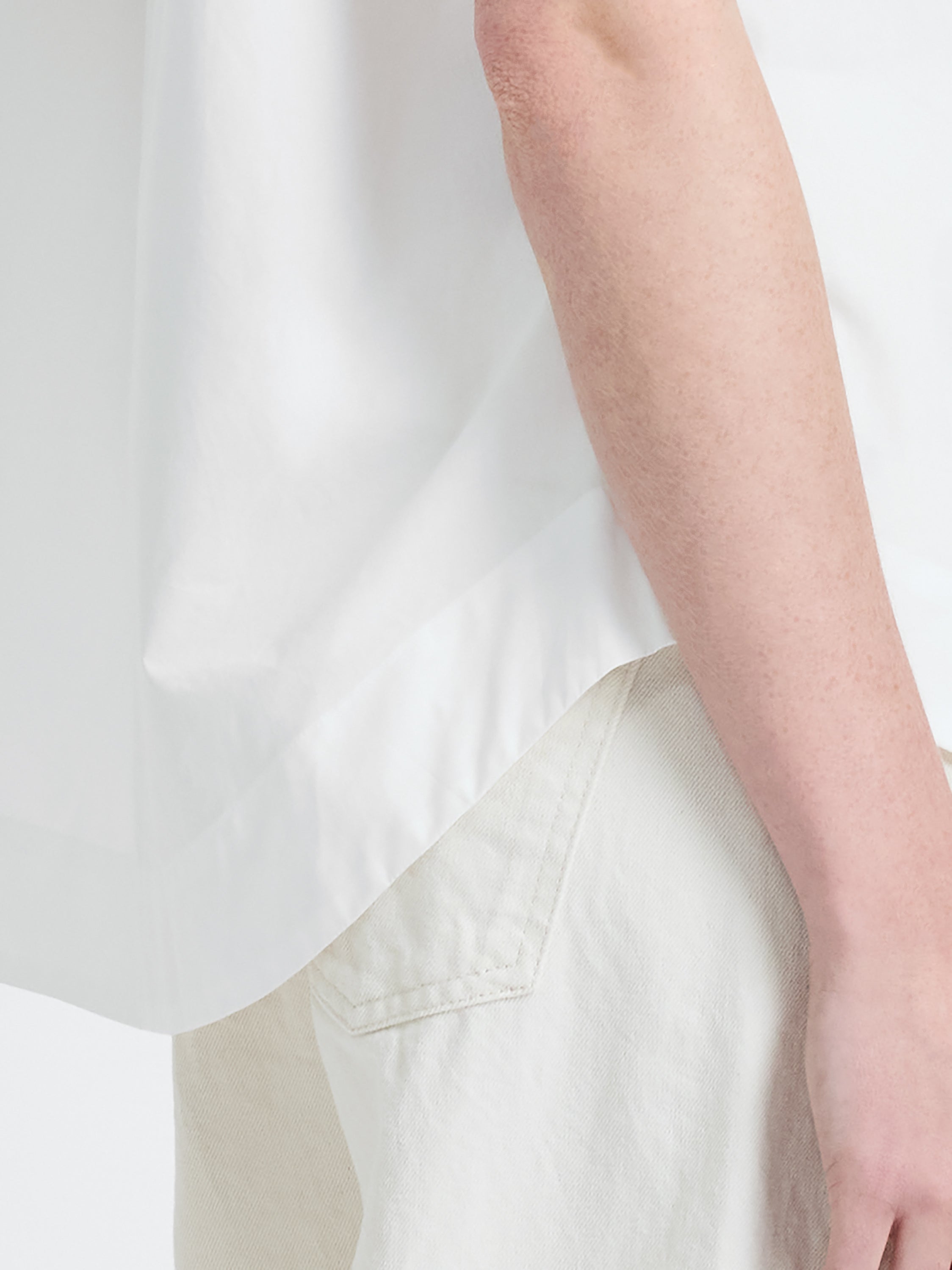 POPLIN COLLAR SHORT SLEEVE PULLOVER View 2 | Vacation Edit