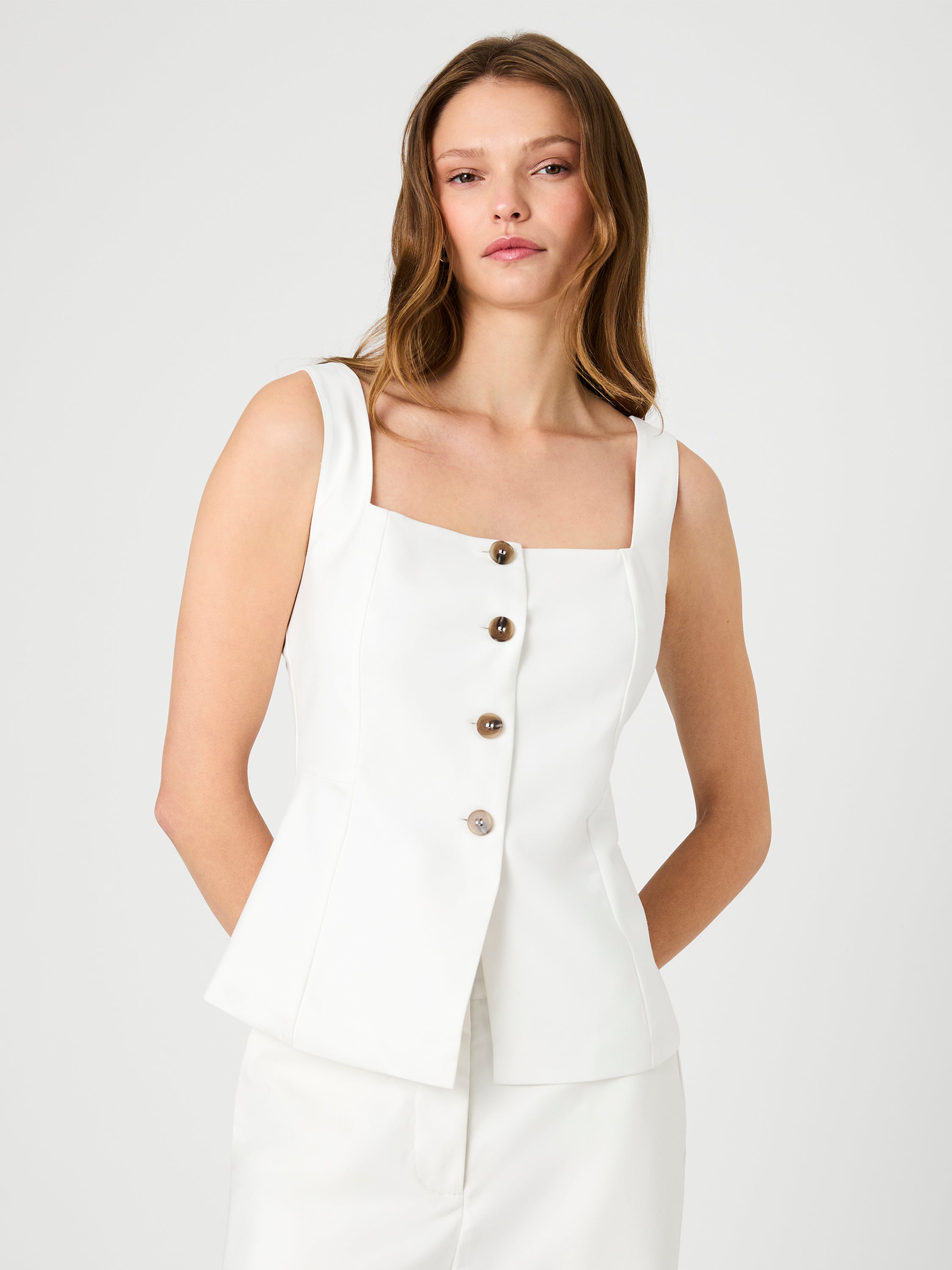LIGHTWEIGHT TWILL SQUARE NECK SLEEVELESS TOP View 1 | Women's Shop All