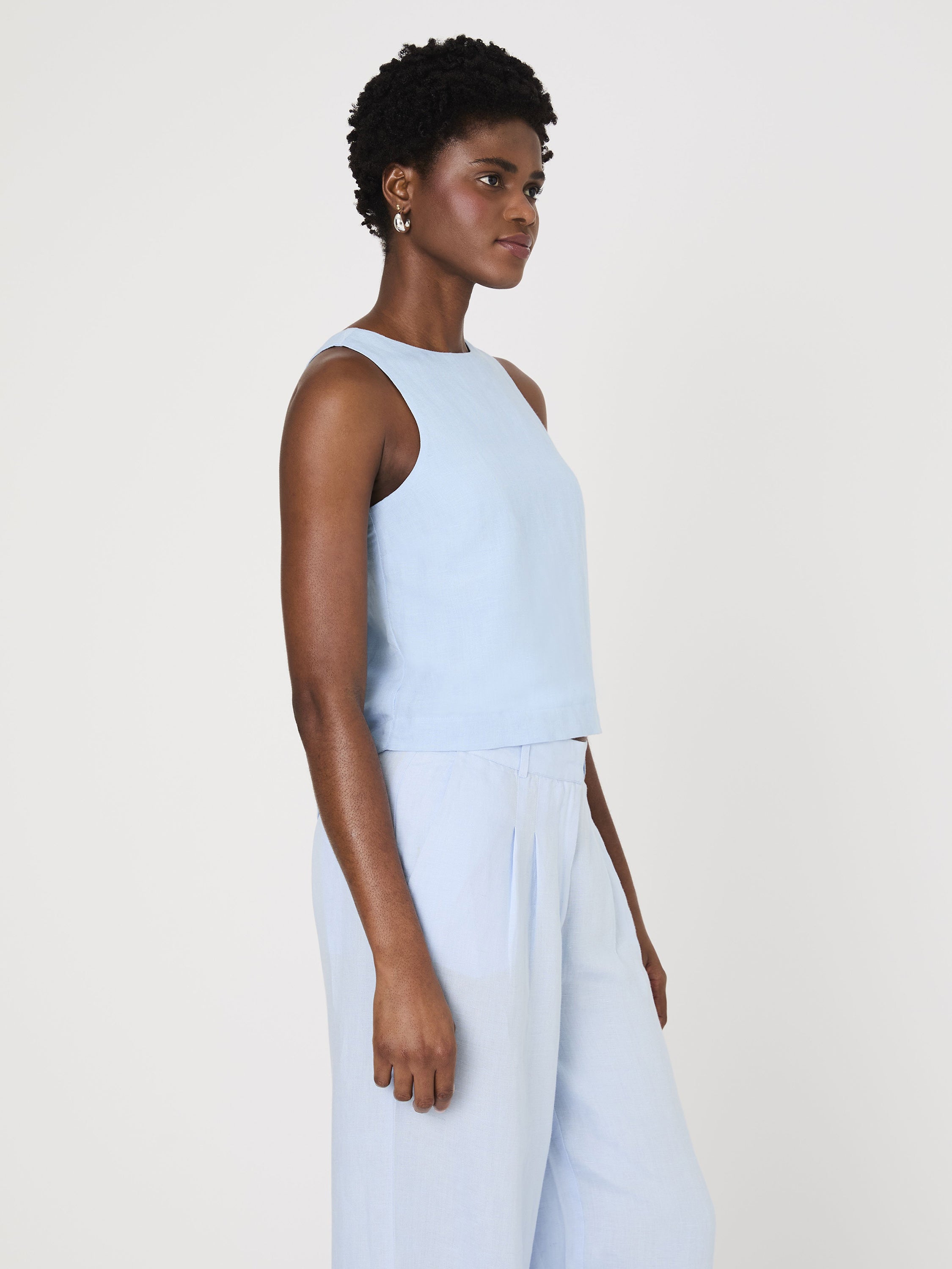 Birdie Linen Swing Top