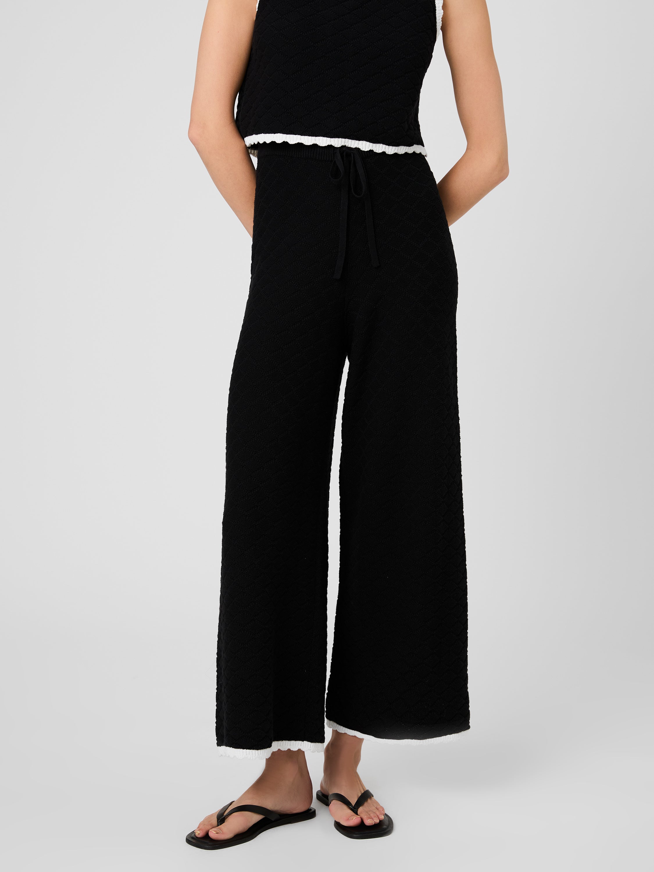 Teddy Diamond Knit Crop Pants | French Connection US