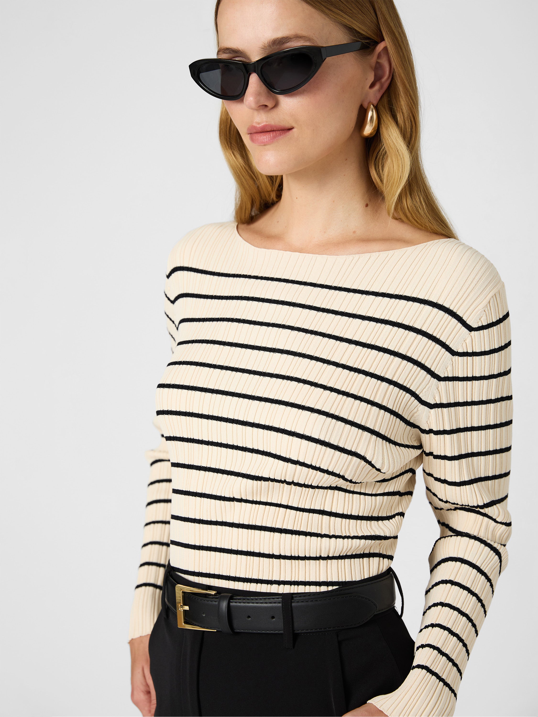 売れ筋商品|||フレンチコネクション ニット&セーター アウター レディース Women's Striped Crinkle-Knit Slim-Fit Cardigan Marine/Porcelain Cream Stripe Crinkle Knit Classic Cream/Black | French Connection US