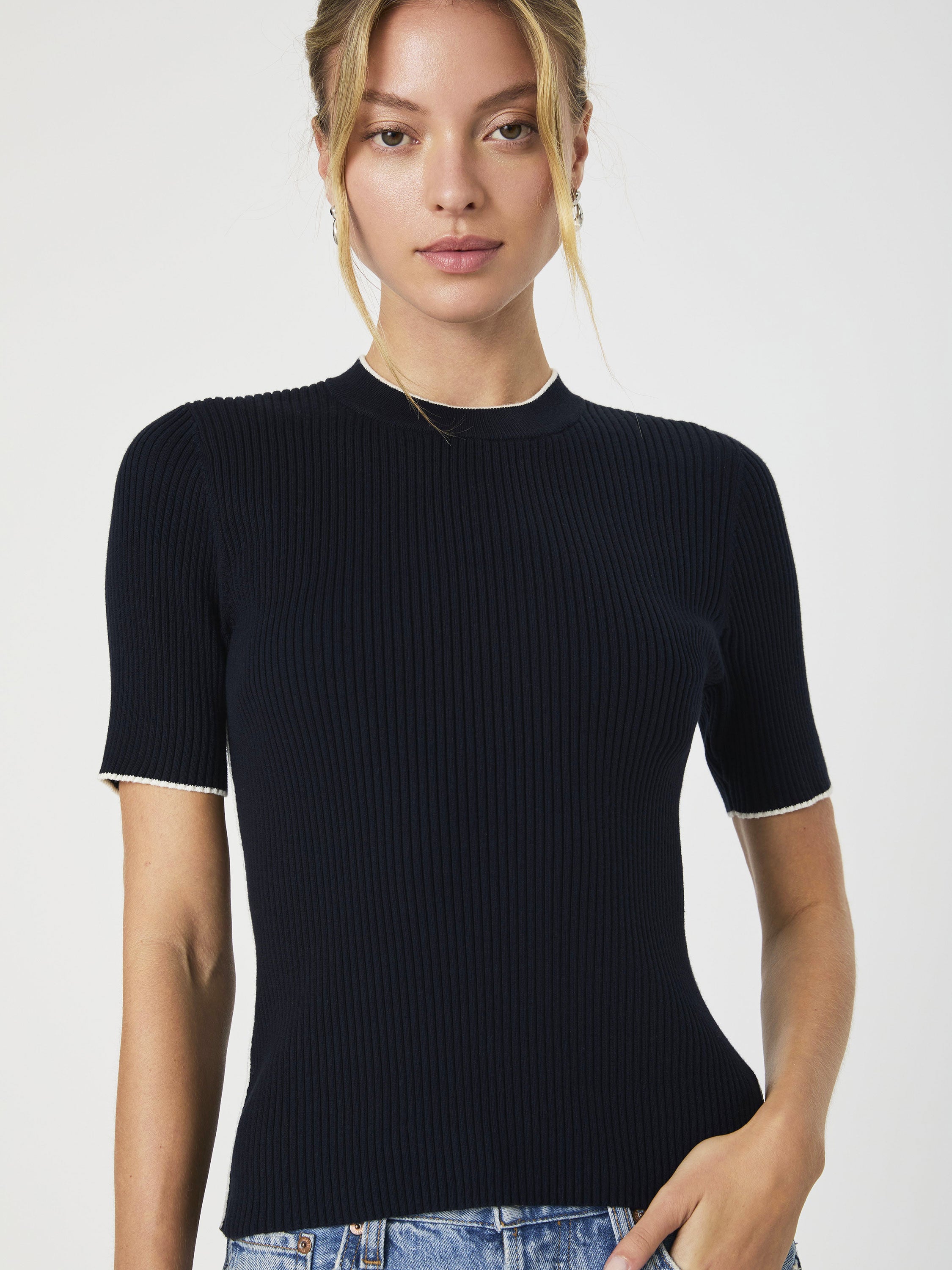Mozza Short Sleeve Sweater Marine/Porcelain Cream | French