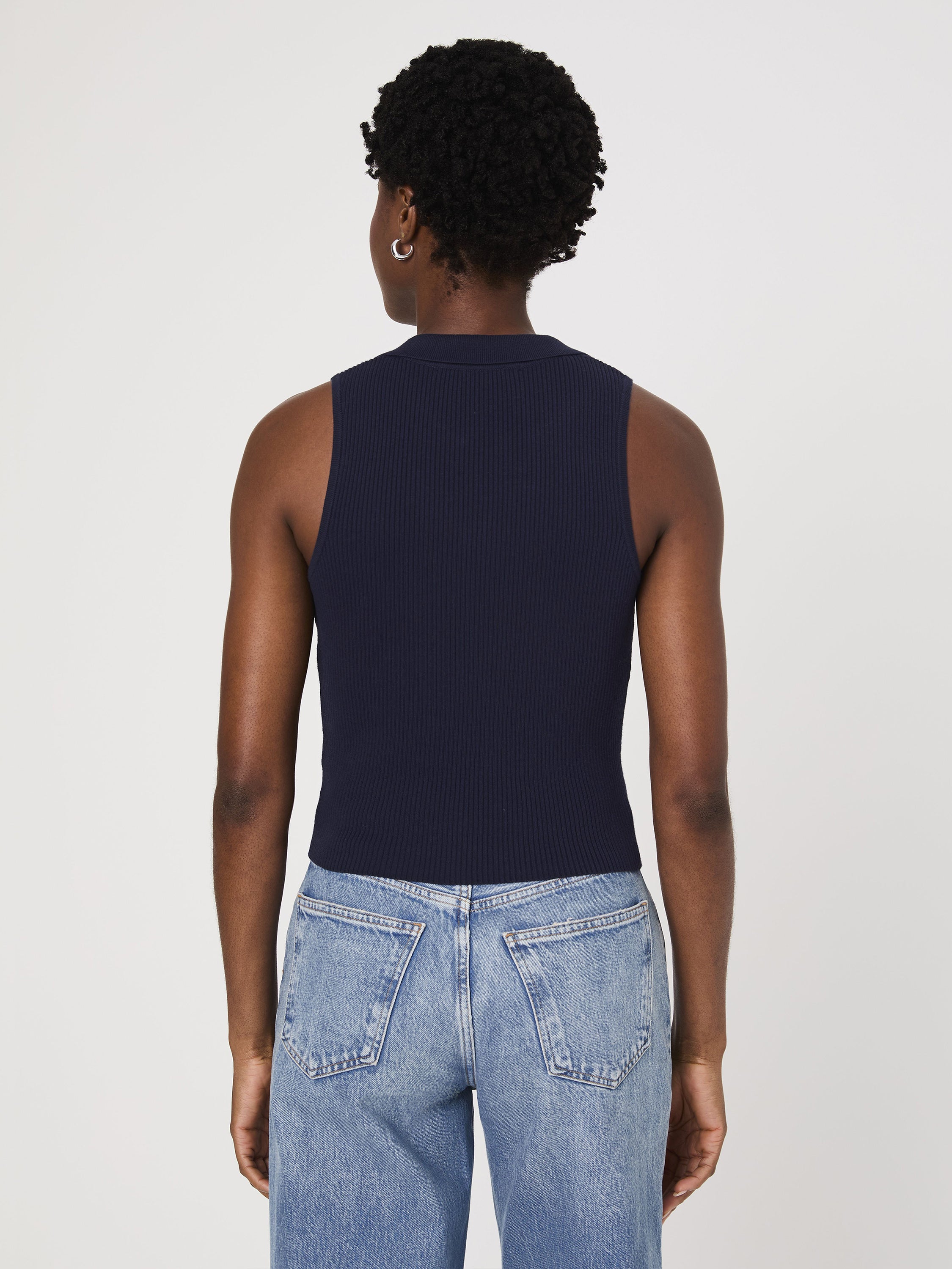 Mozza V Neck Sleeveless Sweater