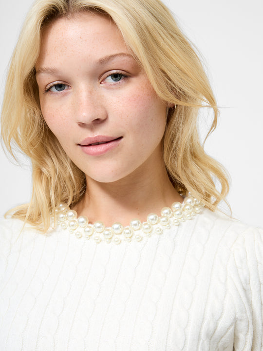 Embellished Neck Short Sleeve Sweater