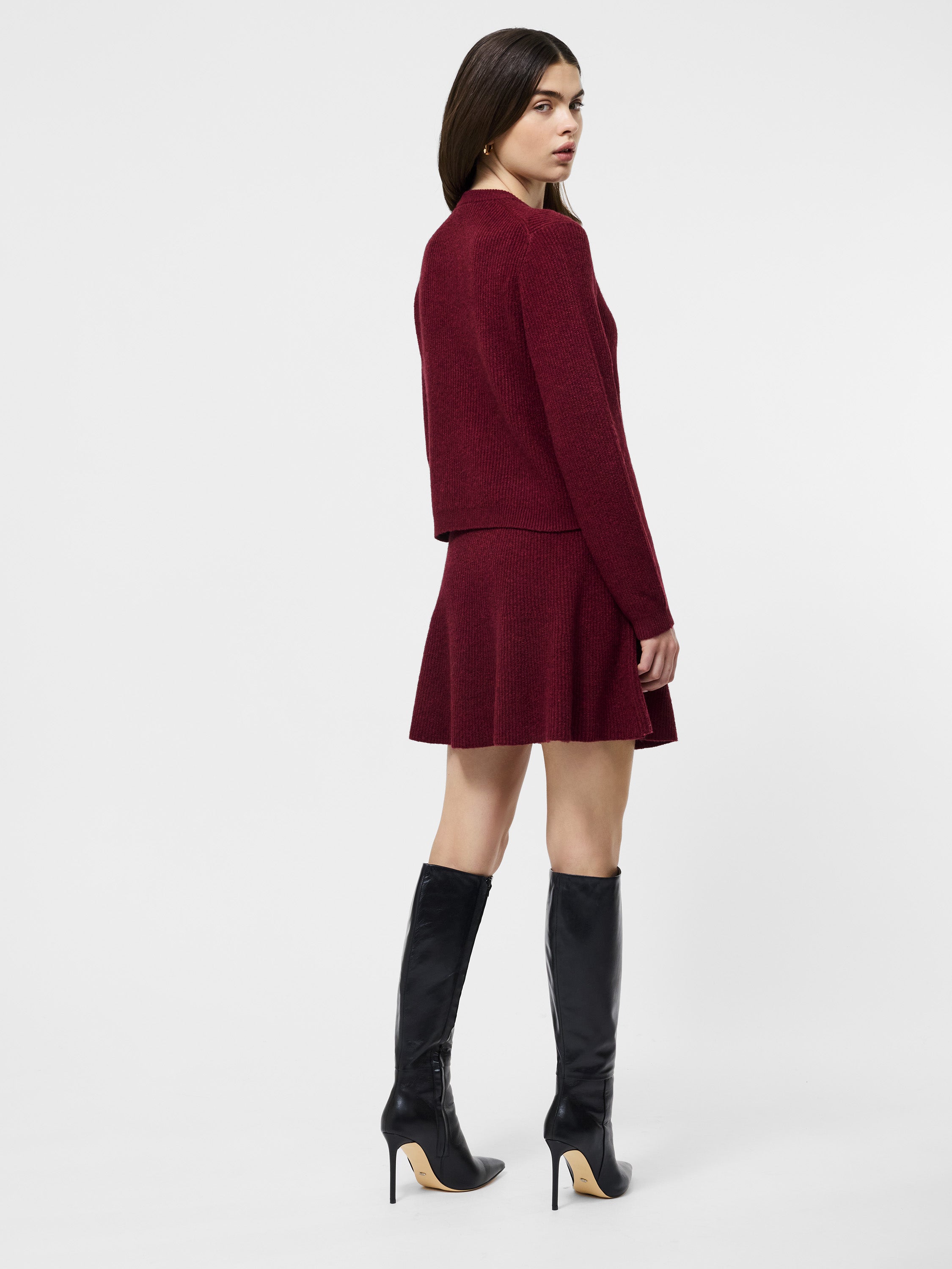 Vhari Knit Classic Sweater