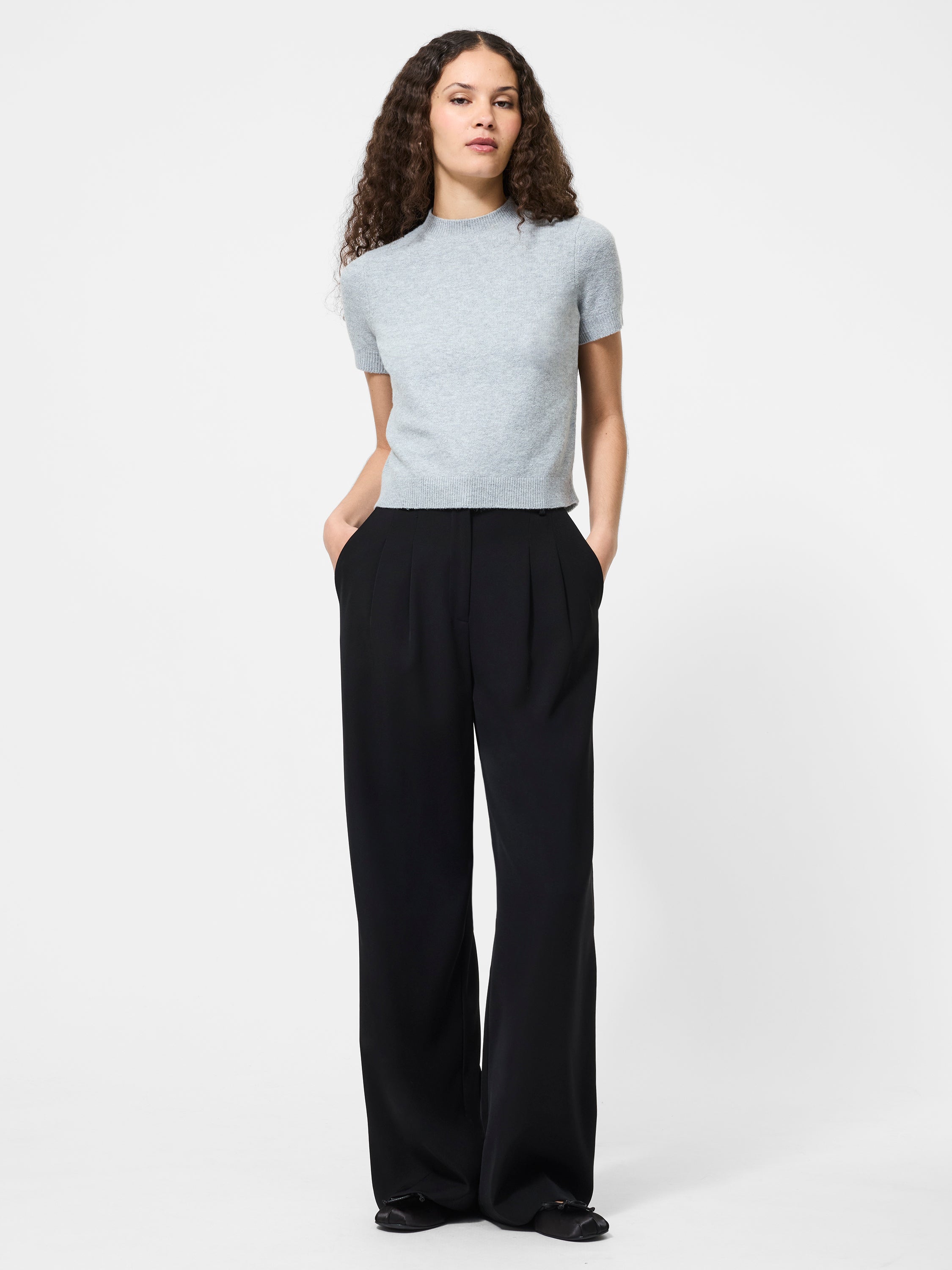 Vhari Mock Neck Short Sleeve Top
