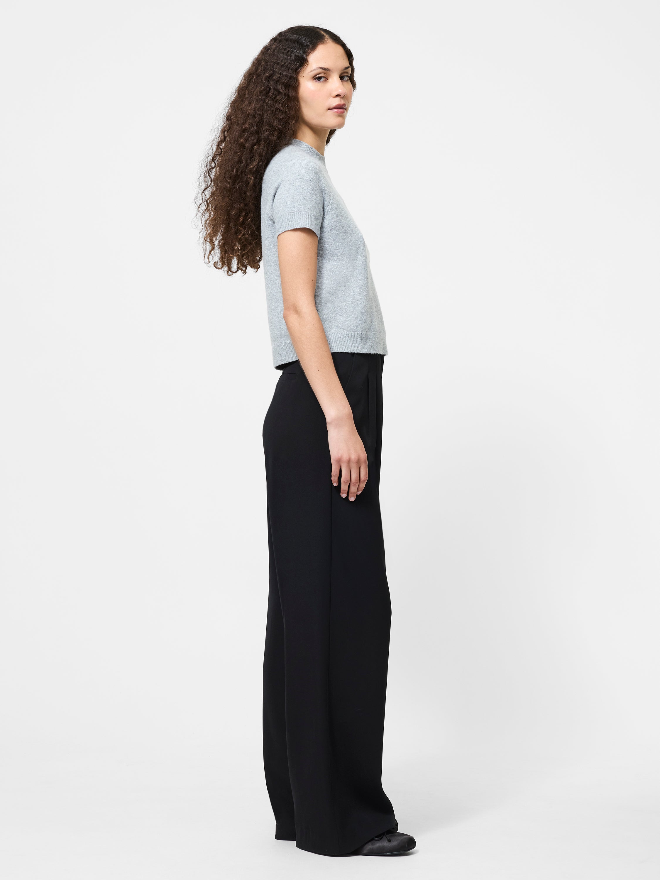 Vhari Mock Neck Short Sleeve Top