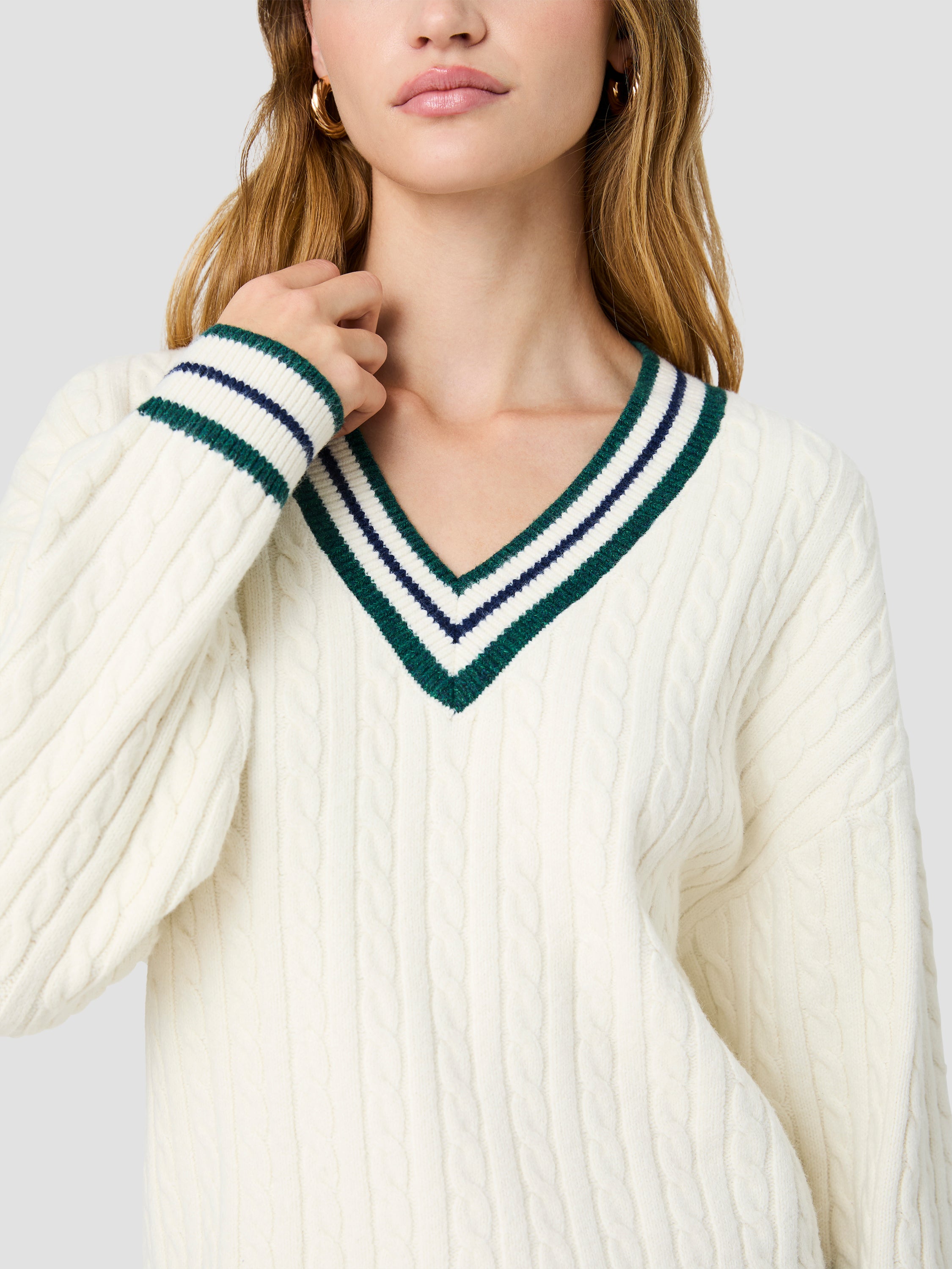 ALEYNA KNIT V-NECK CABLE PULLOVER VIEW 3