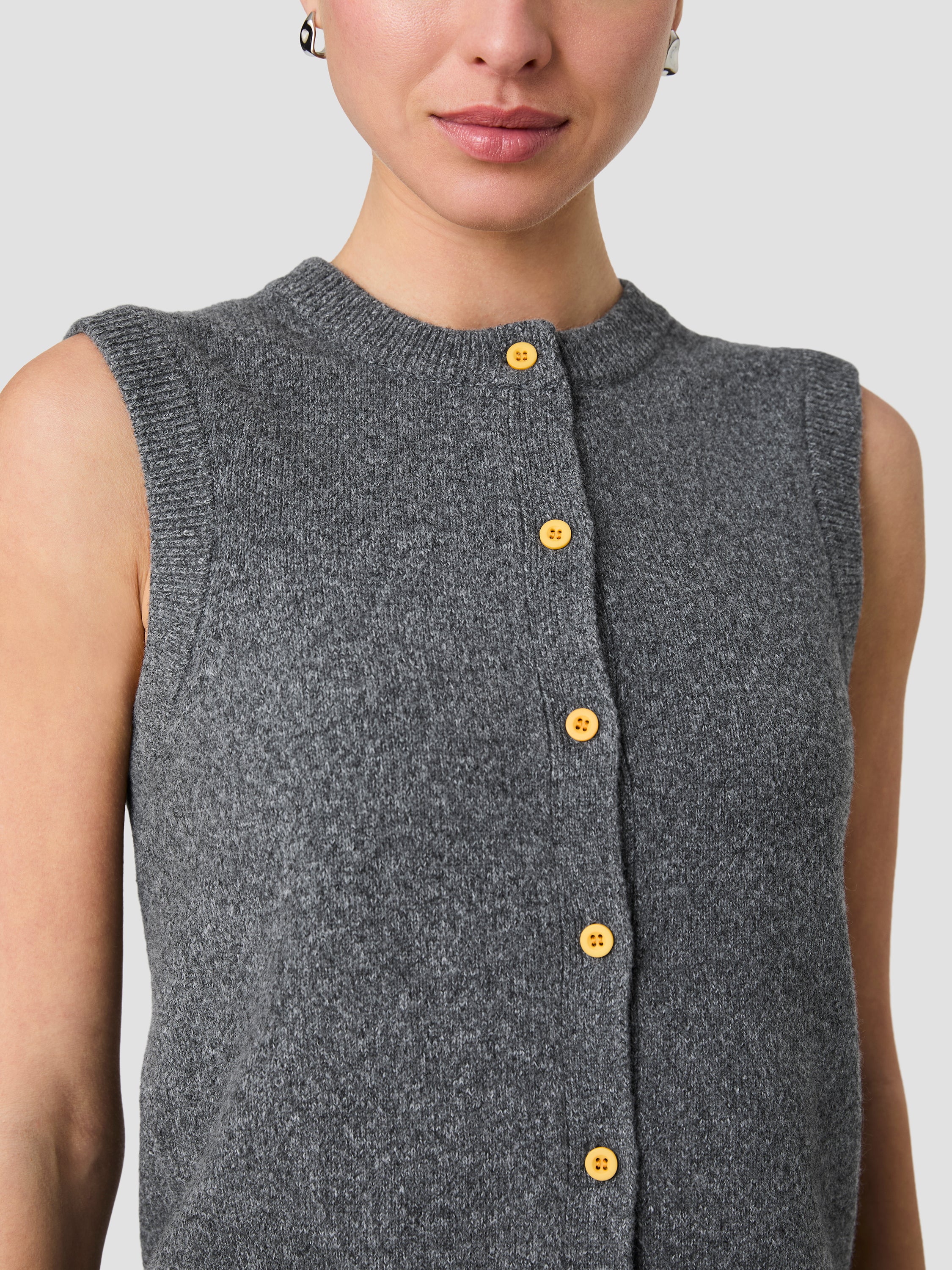 ALEYNA KNIT CONTRAST BUTTONS SLEEVELESS TOP VIEW 3