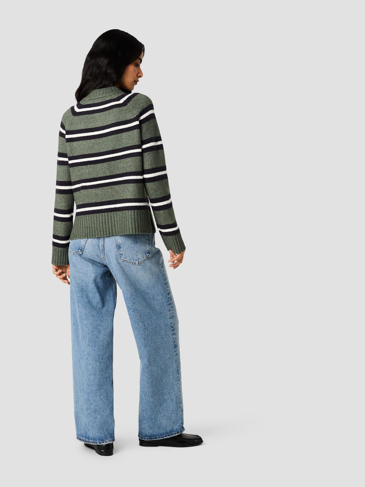 SUZIE PULLOVER SWEATER WITH SLIT VIEW 7