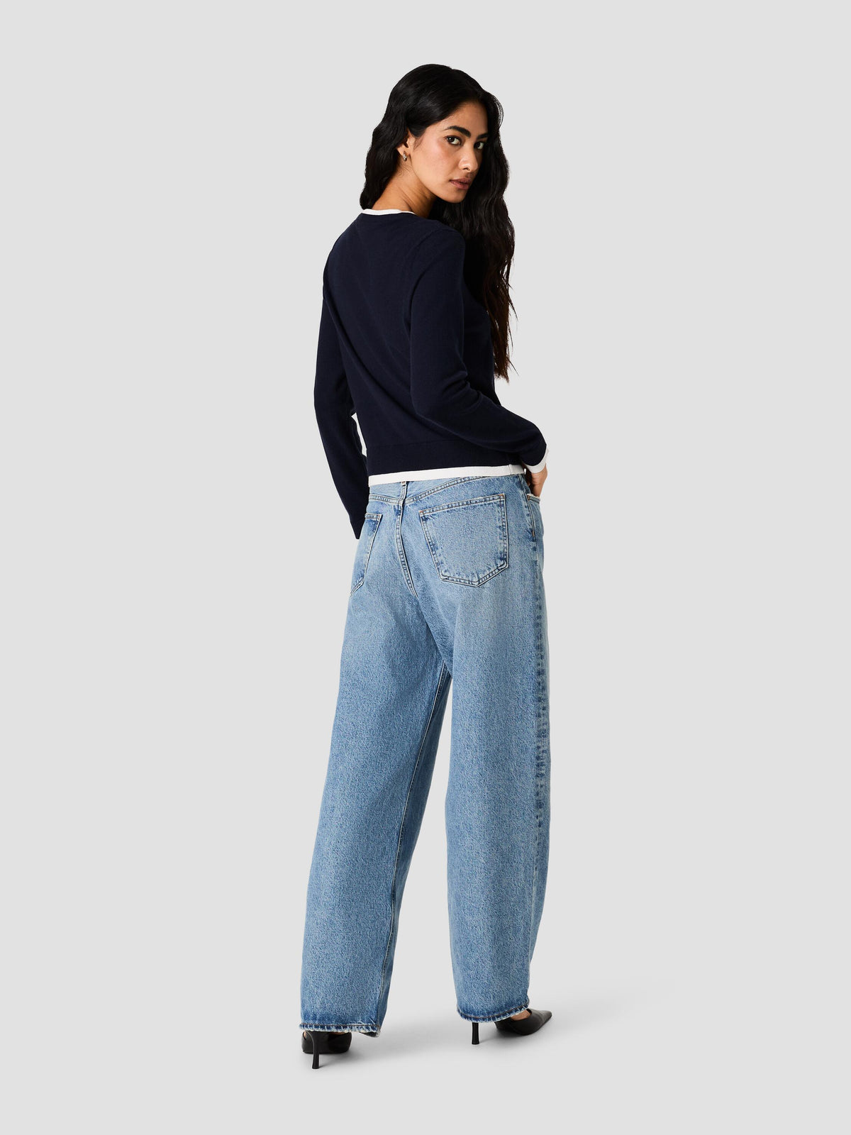 COSY CONTRAST SWEATER VIEW 5 | The Layering Shop