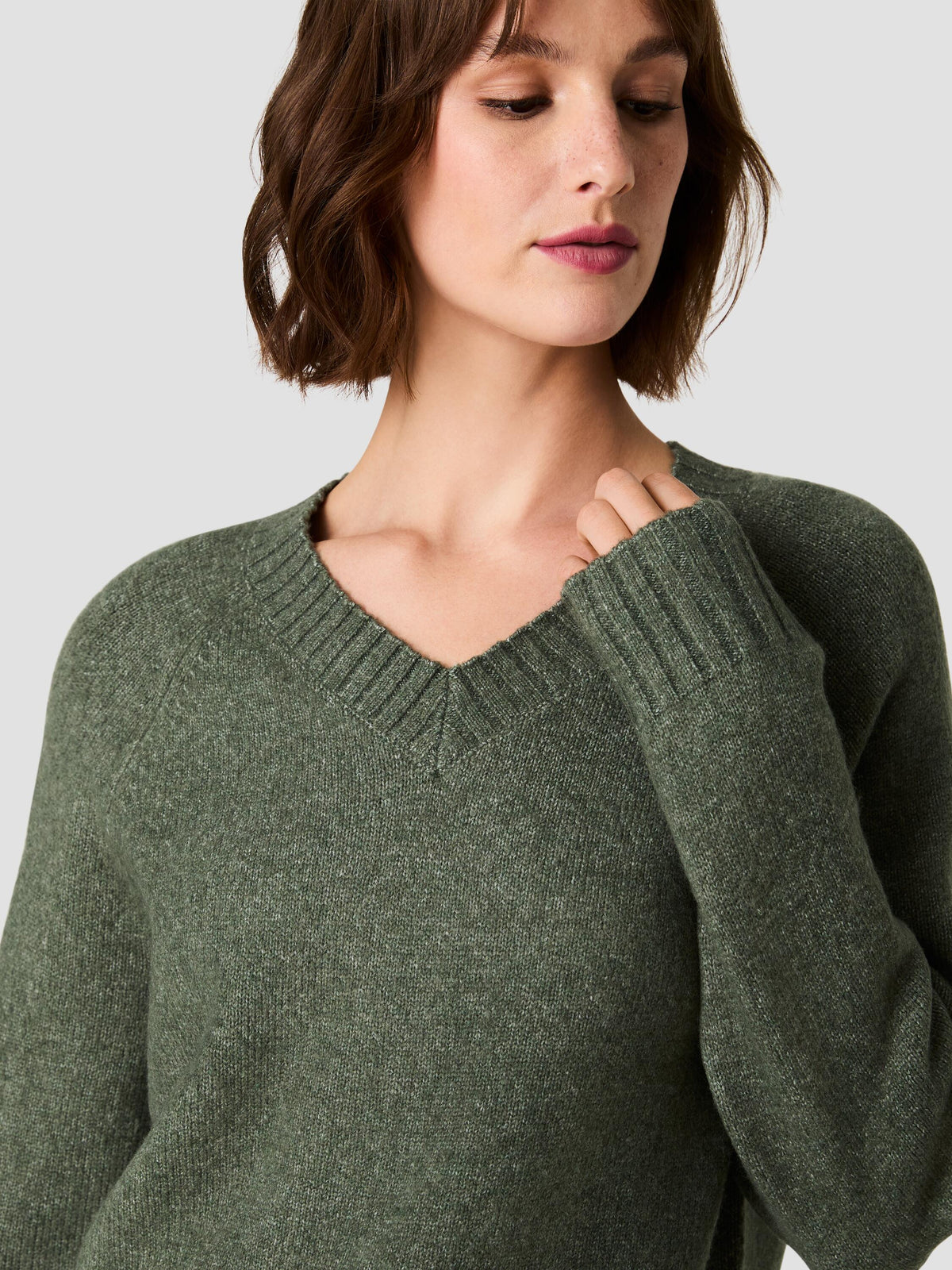 SUZIE V-NECK SWEATER VIEW 3