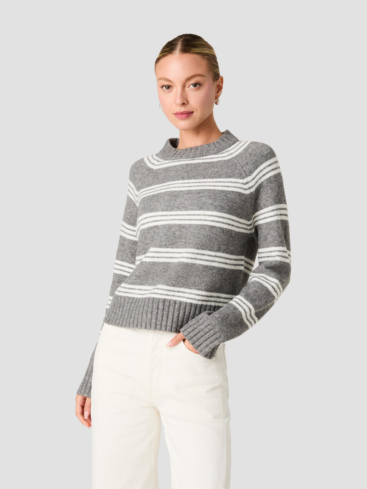 SUZIE CREW NECK SWEATER VIEW 2