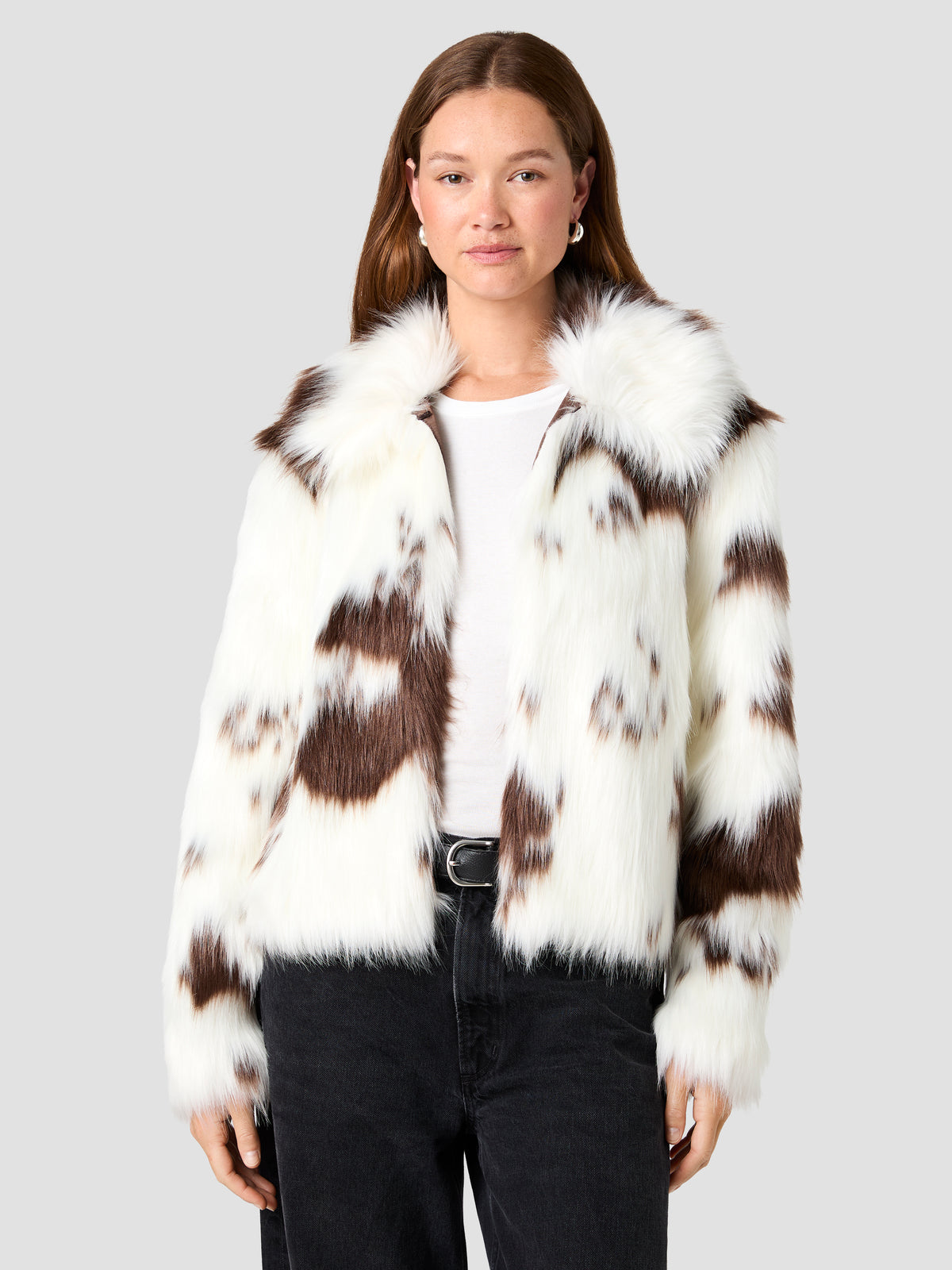 ANIMAL SPOTTED FUR WIDE COLLAR JACKET View 2