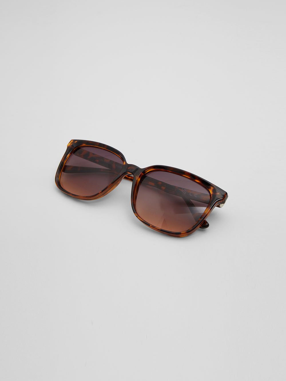 Square Sunglasses Classic Tort | French Connection US